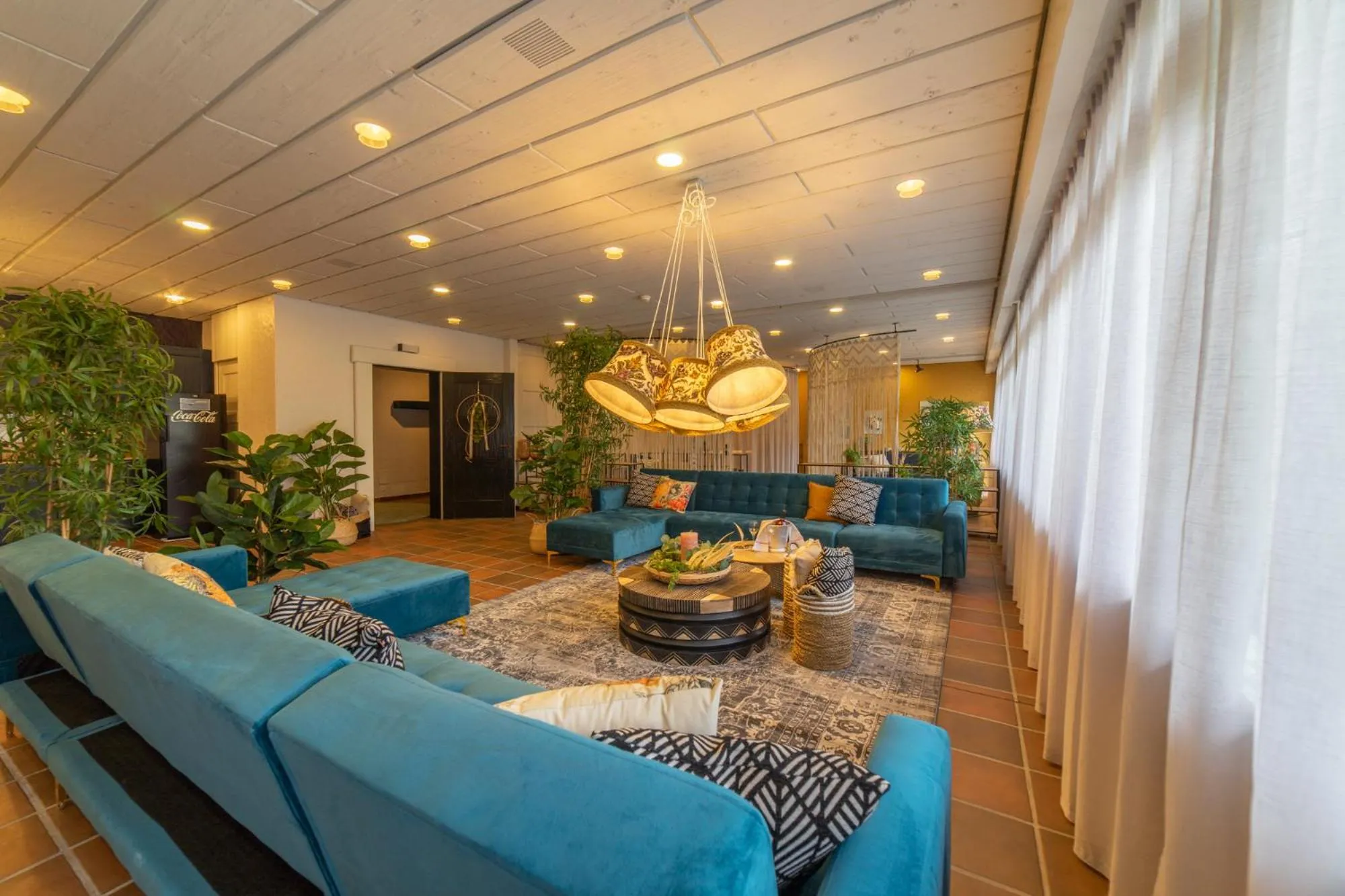 Lounge or bar in Hotel Säntis Lodge