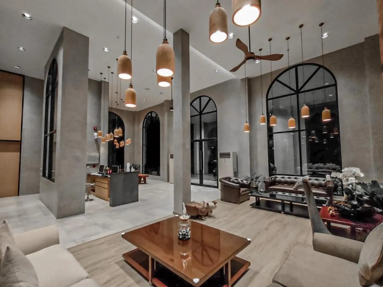 Lobby or reception in Le Lert Hotel Ratchaburi