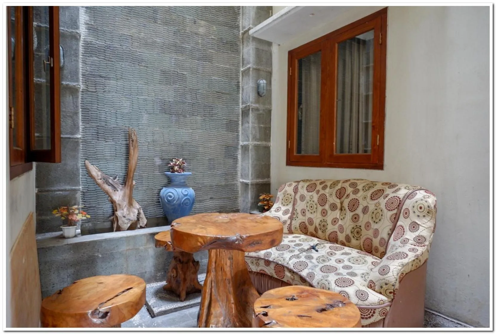 Area and facilities in RedDoorz near Lempuyangan Train Station