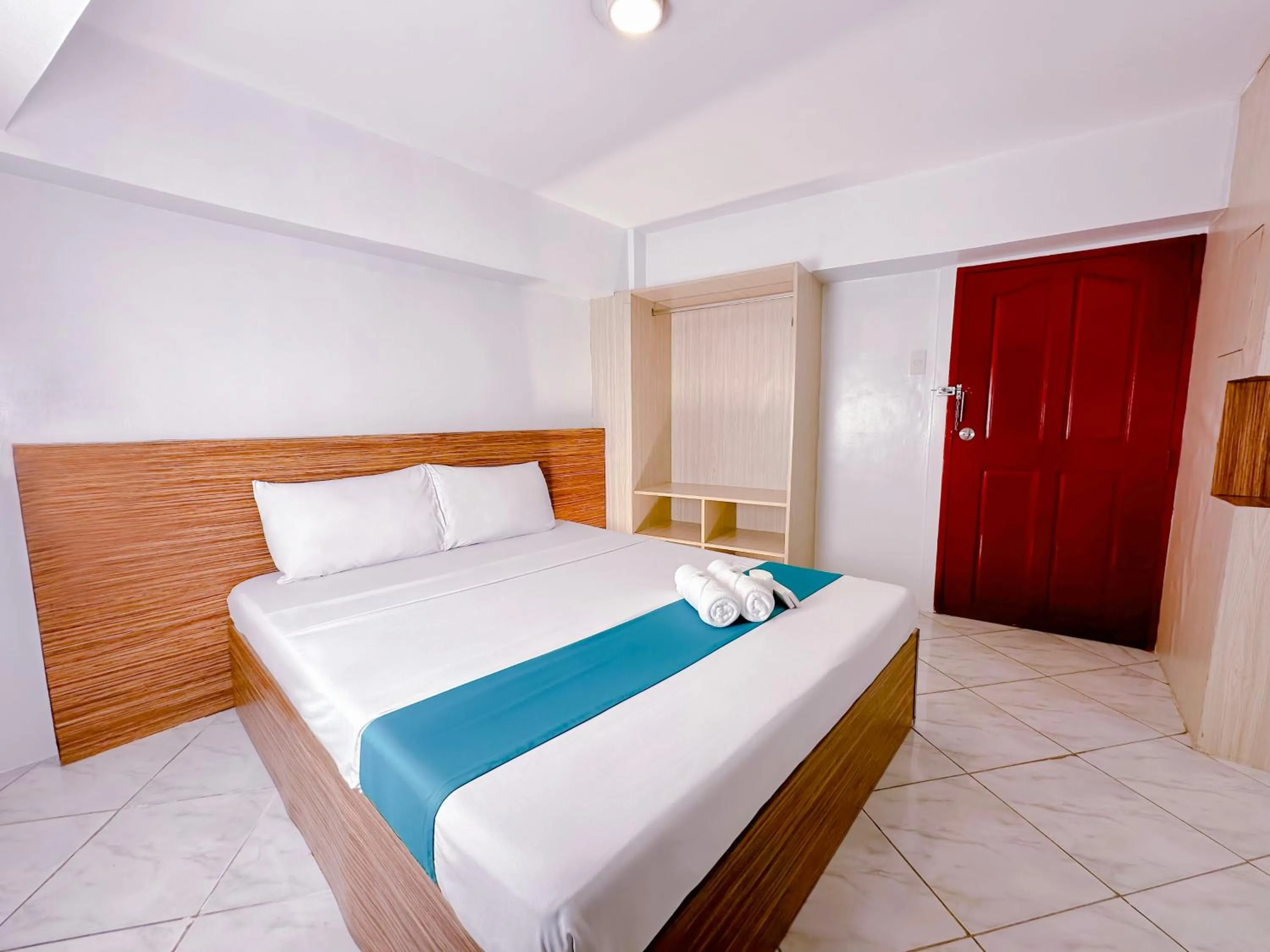 Photo of the whole room, Bed in Circuit Hostel