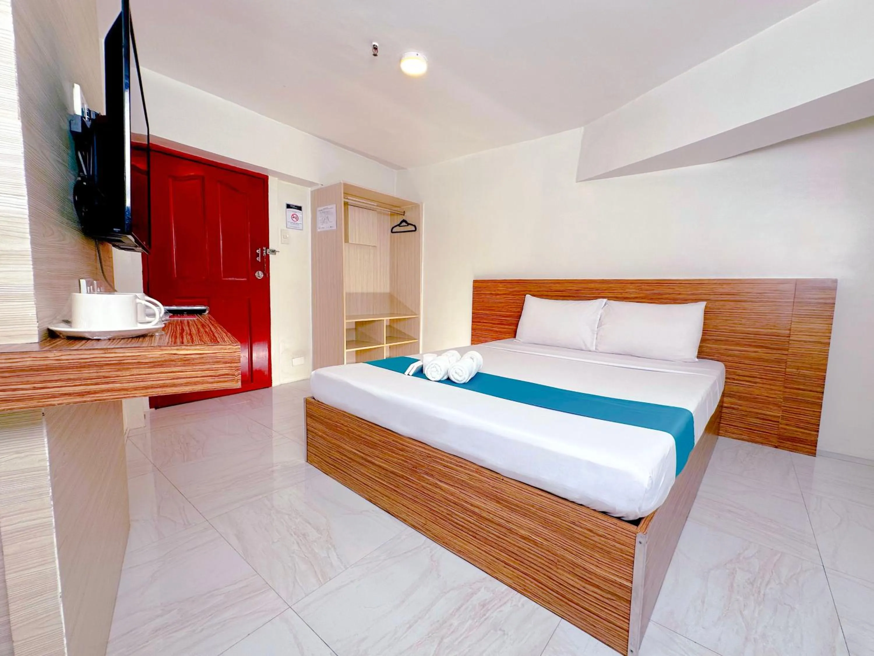 Photo of the whole room, Bed in Circuit Hostel