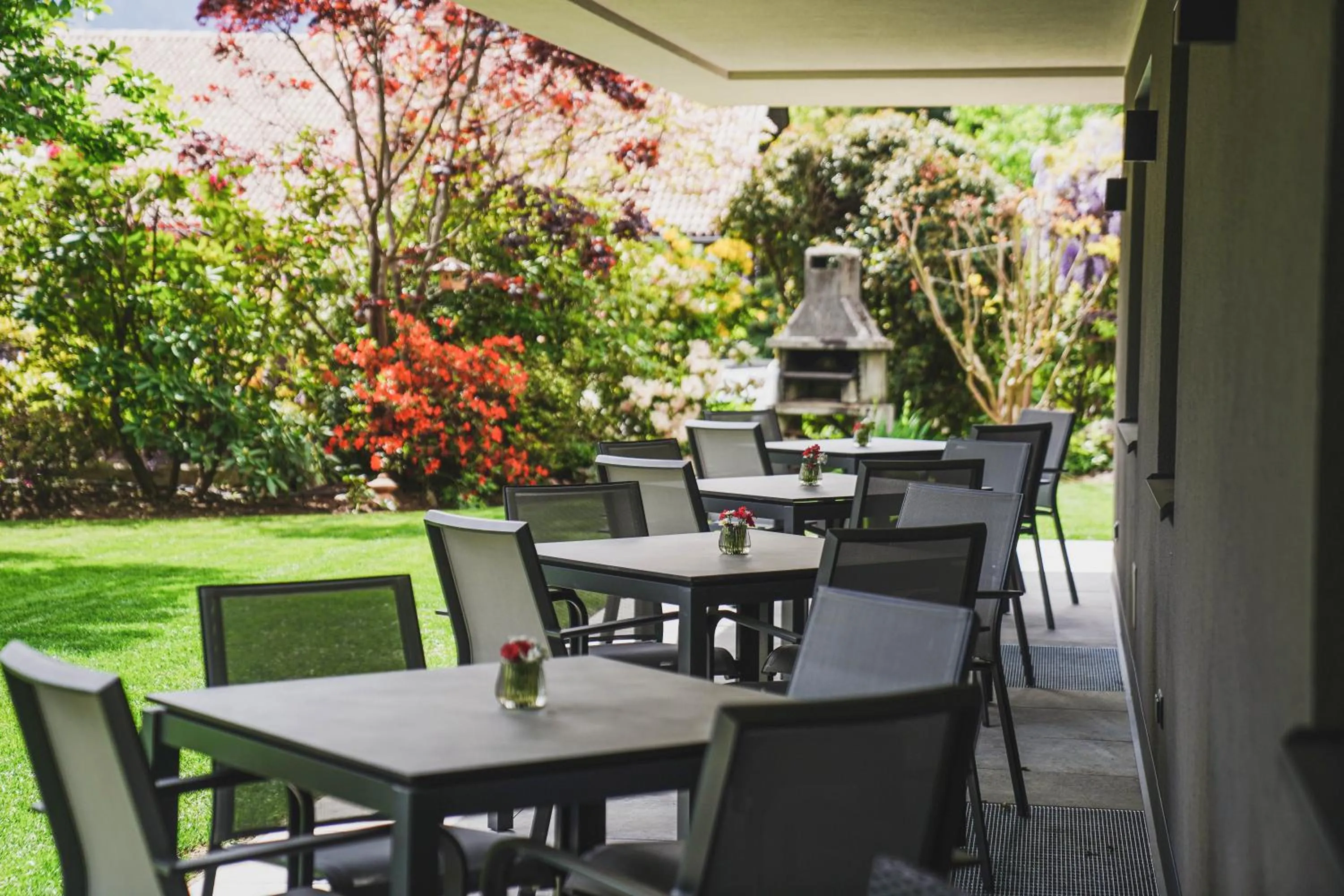 Garden in Guesthouse Karnatsch