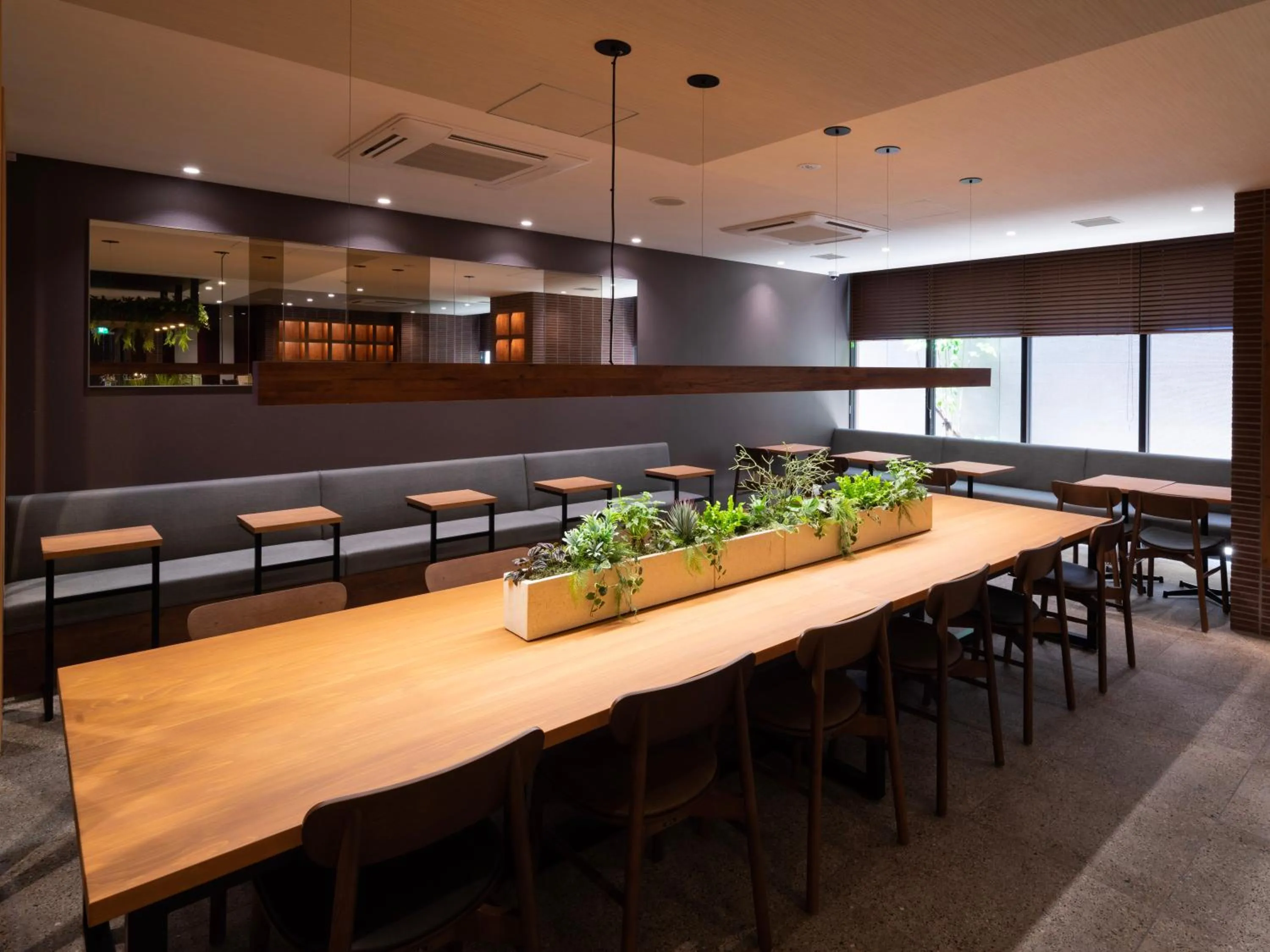 Restaurant/places to eat in Super Hotel Premier Kanazawaeki Higashiguchi