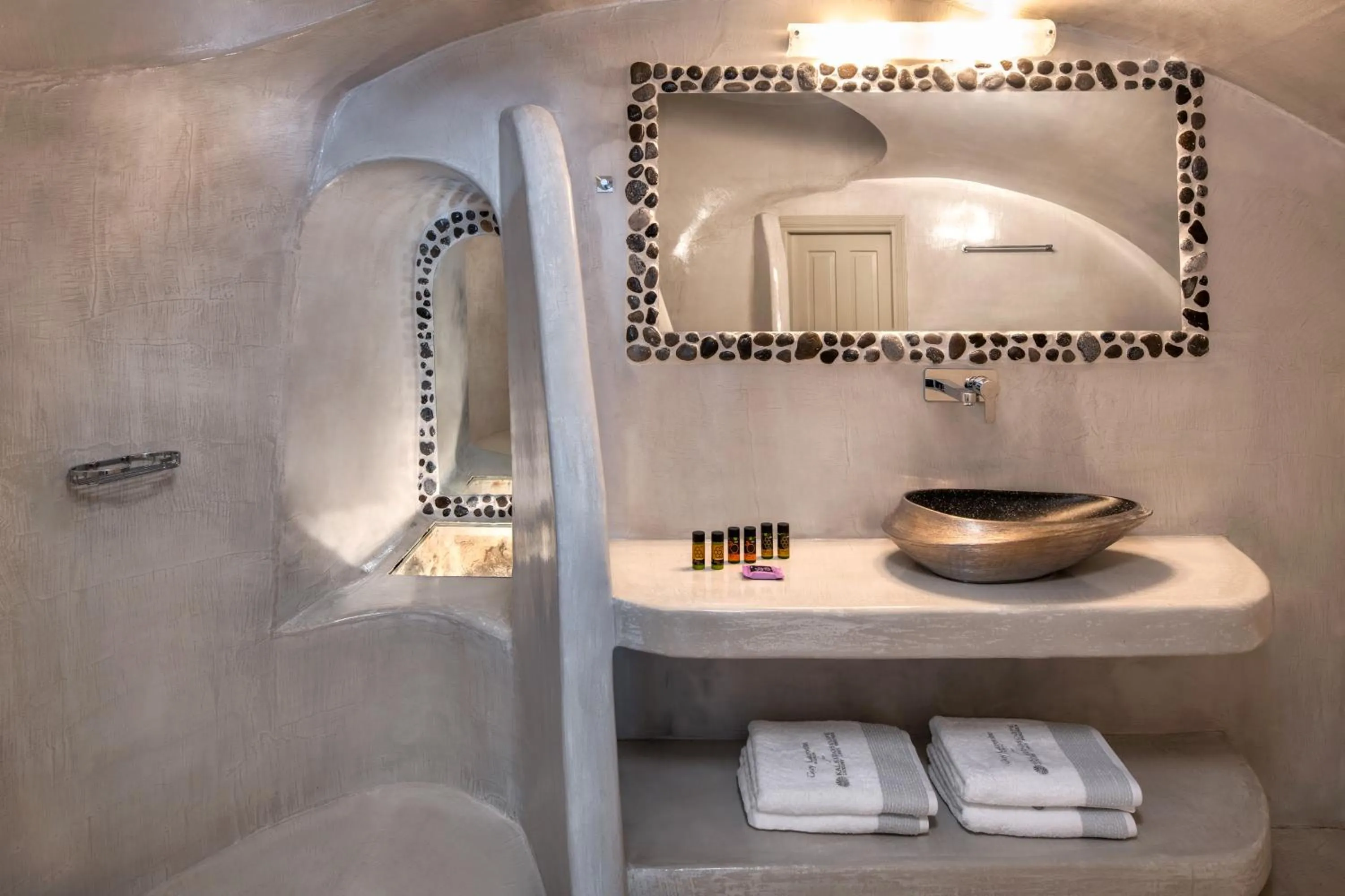 Bathroom in Kaleidoscope Oia Suites