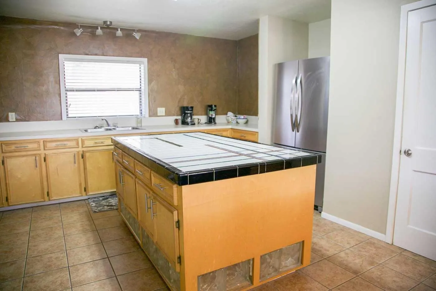 kitchen in Shiner Country Inn
