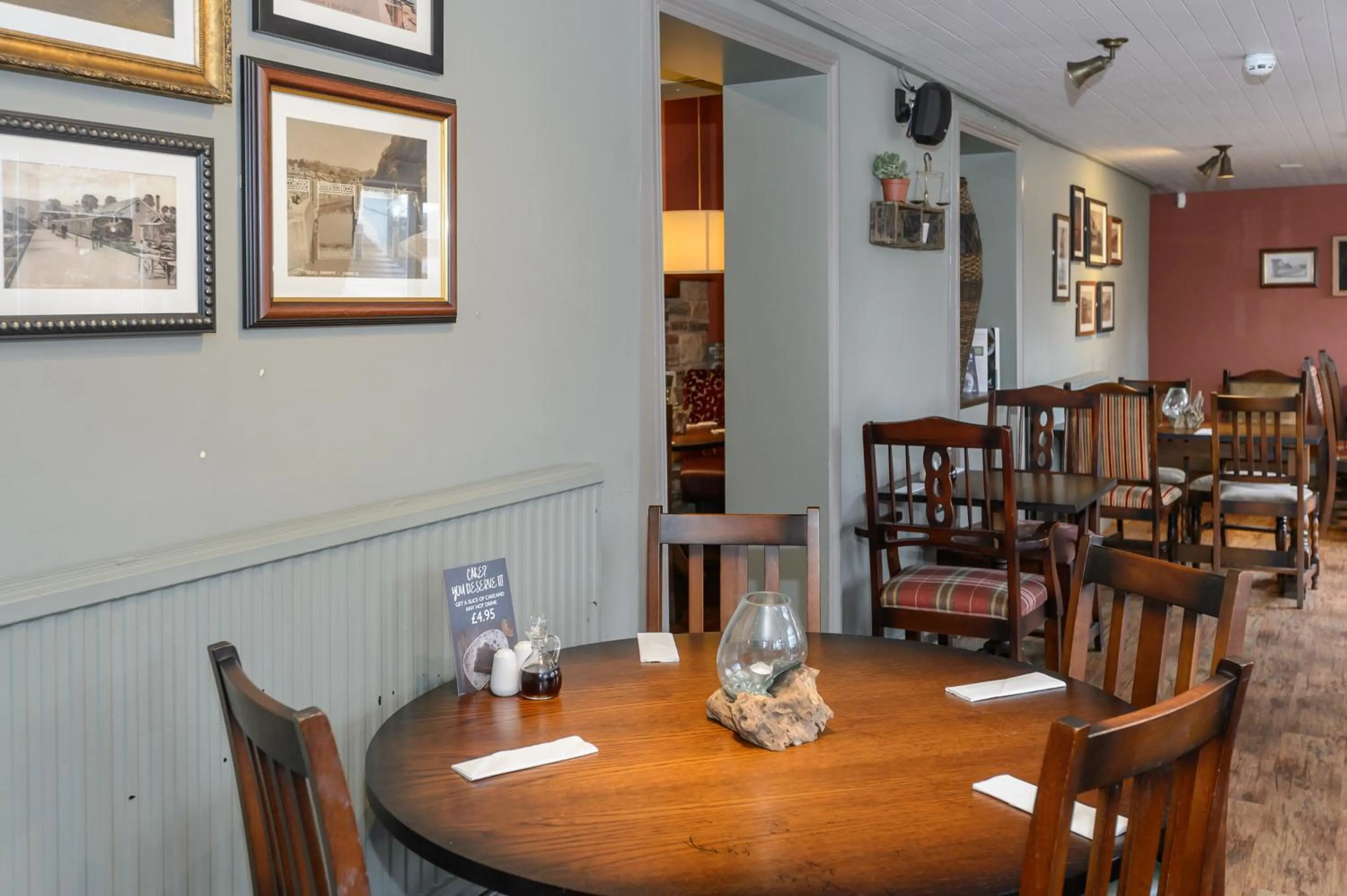Dining area in Balfour Arms