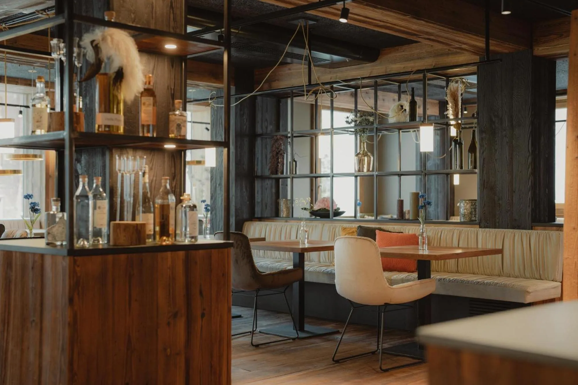 Restaurant/places to eat in Europe Hotel & Spa