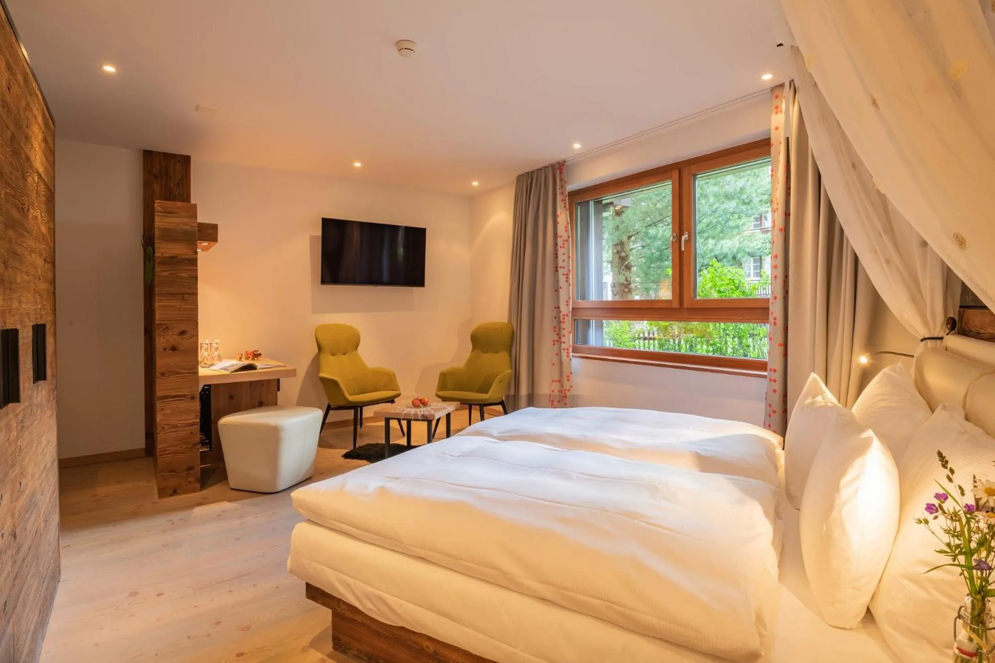  Double Room Classic Design in Europe Hotel & Spa