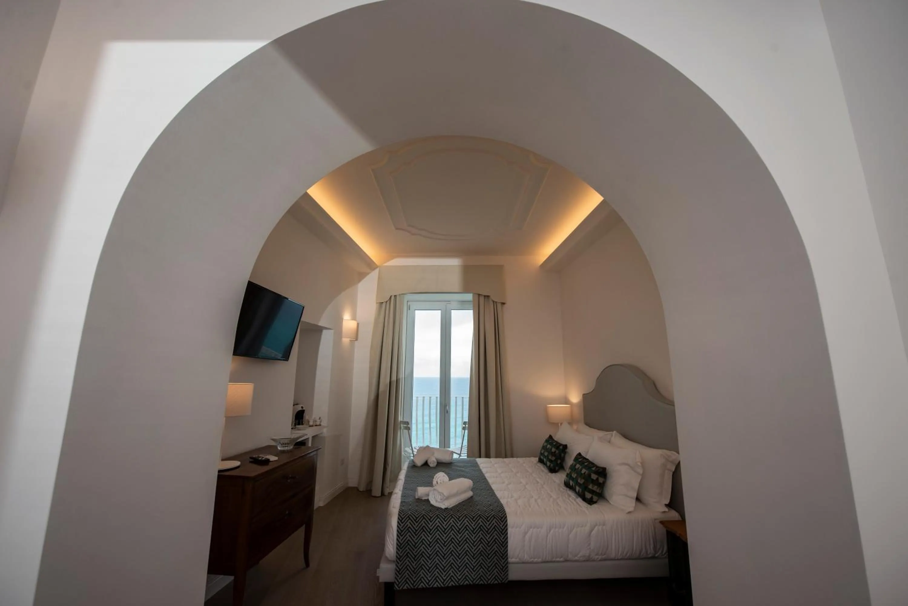 Bed in Domus Centro Tropea