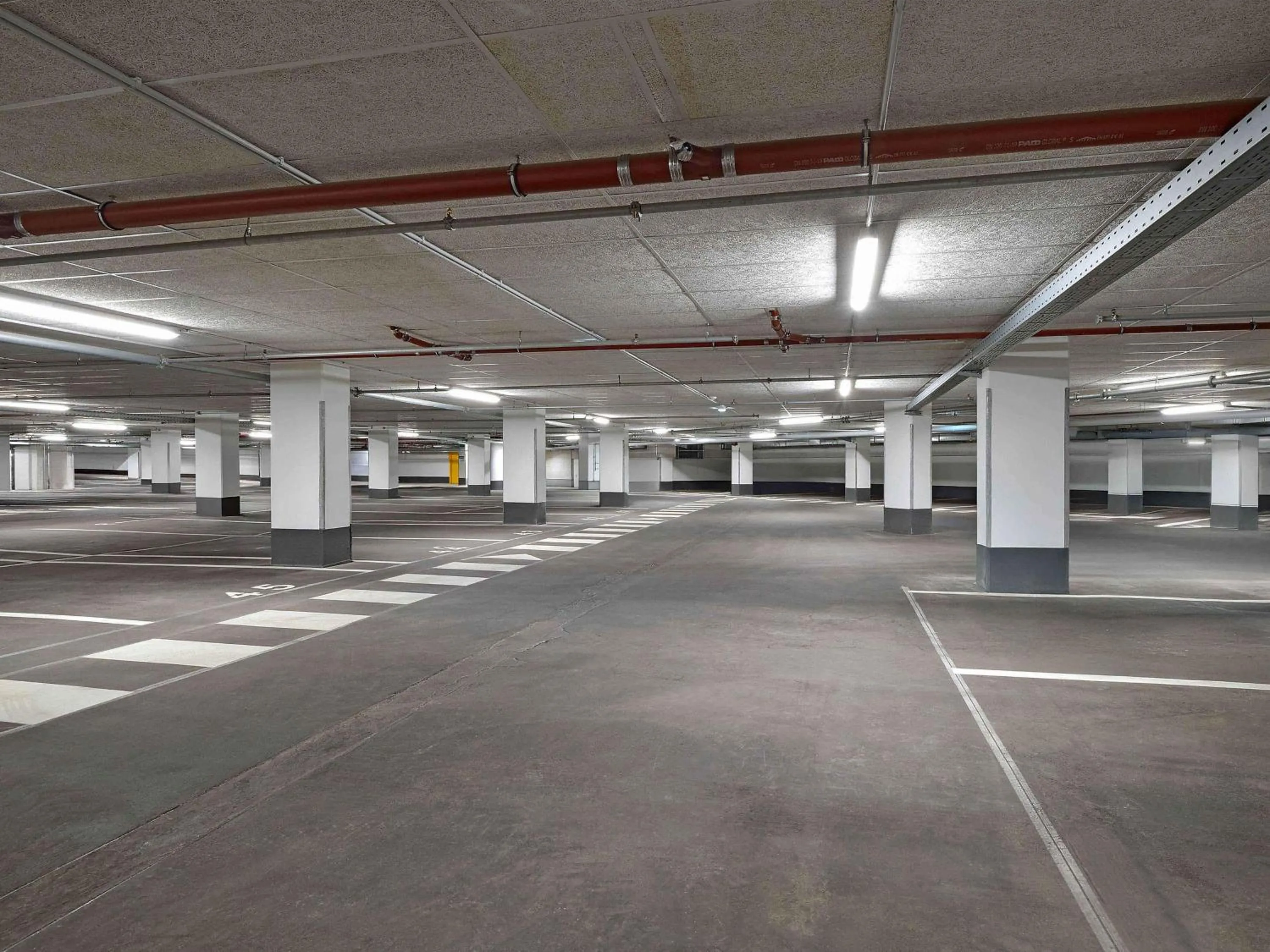 Property building in B&B Hotel Hannover-City