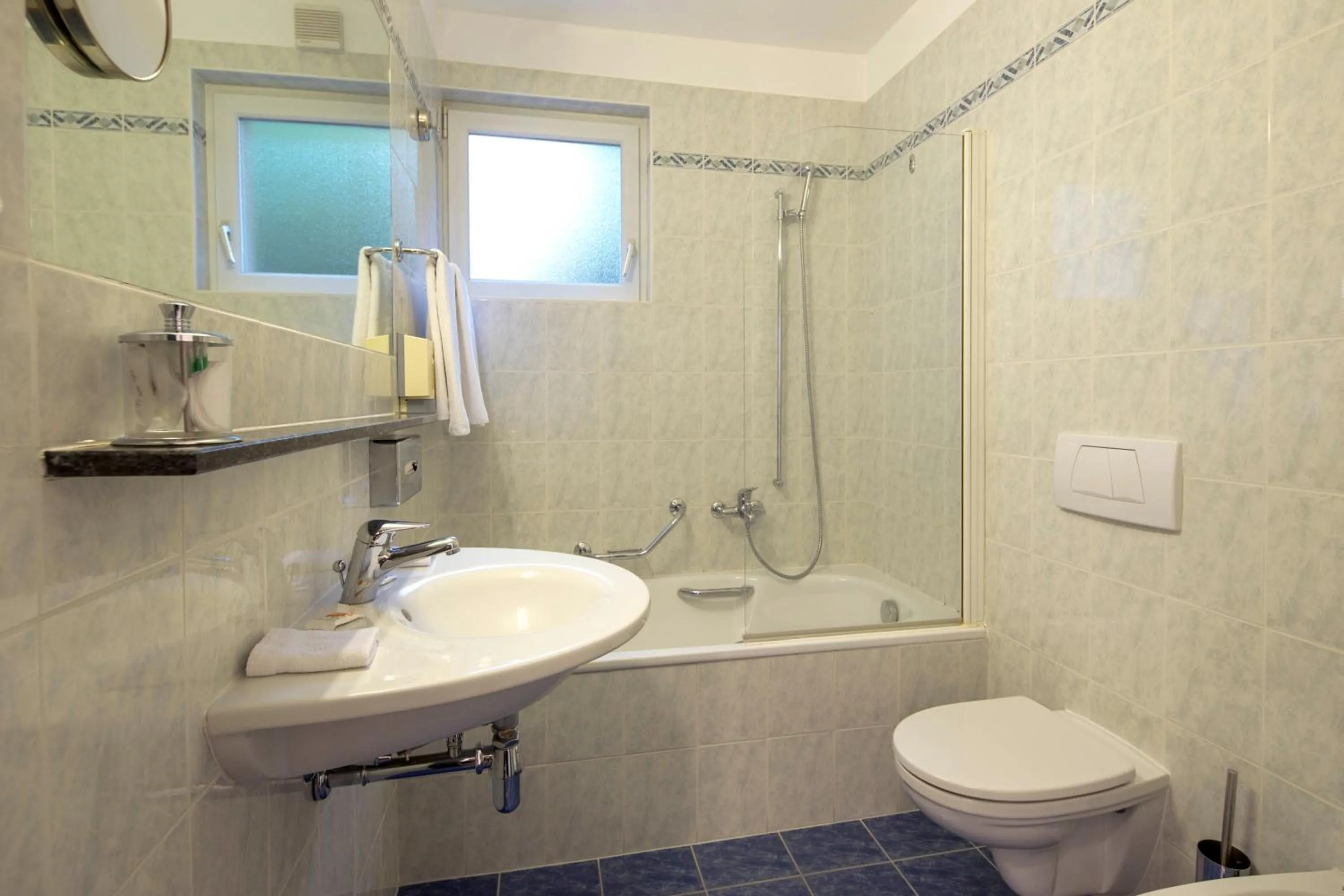 Toilet in Hotel Campione