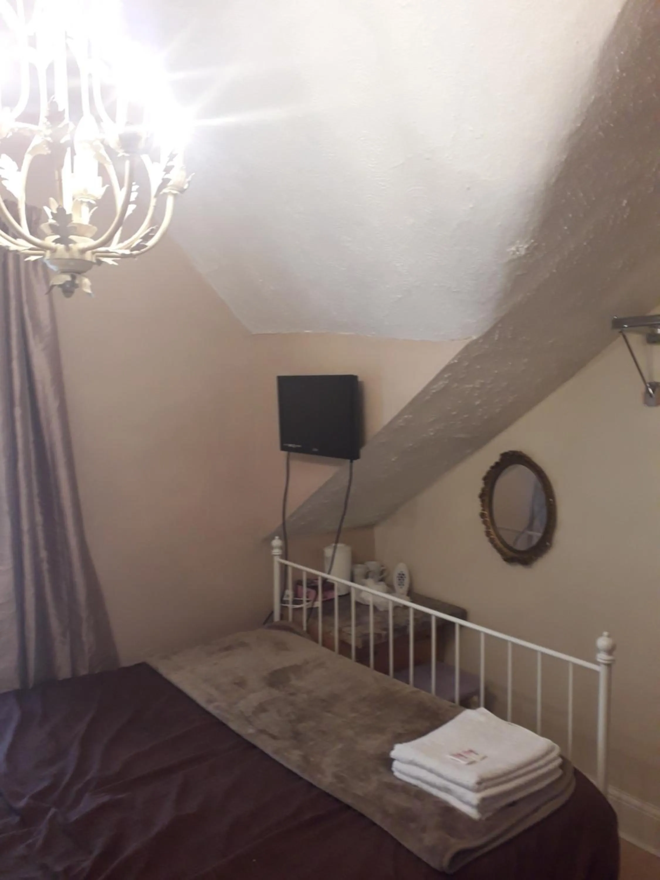 TV and multimedia, Bed in Witton house