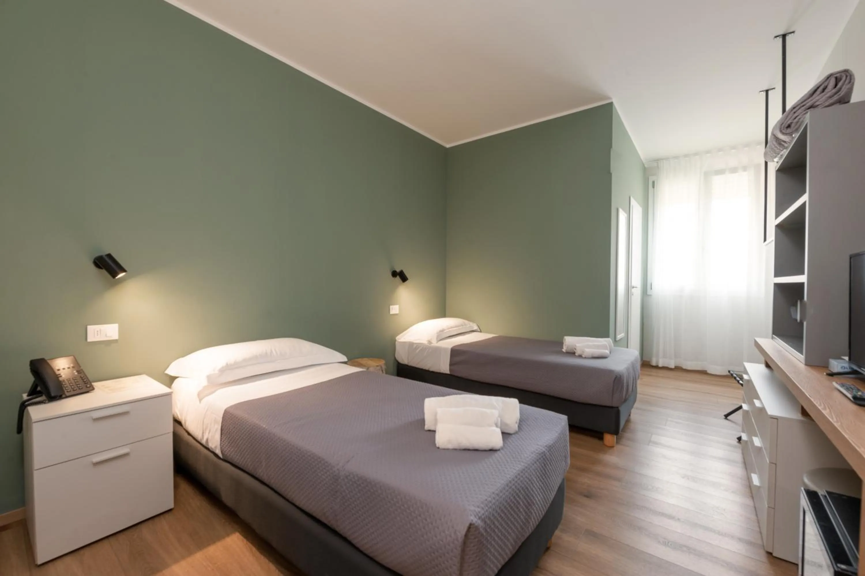 Bedroom, Bed in Hotel Perla