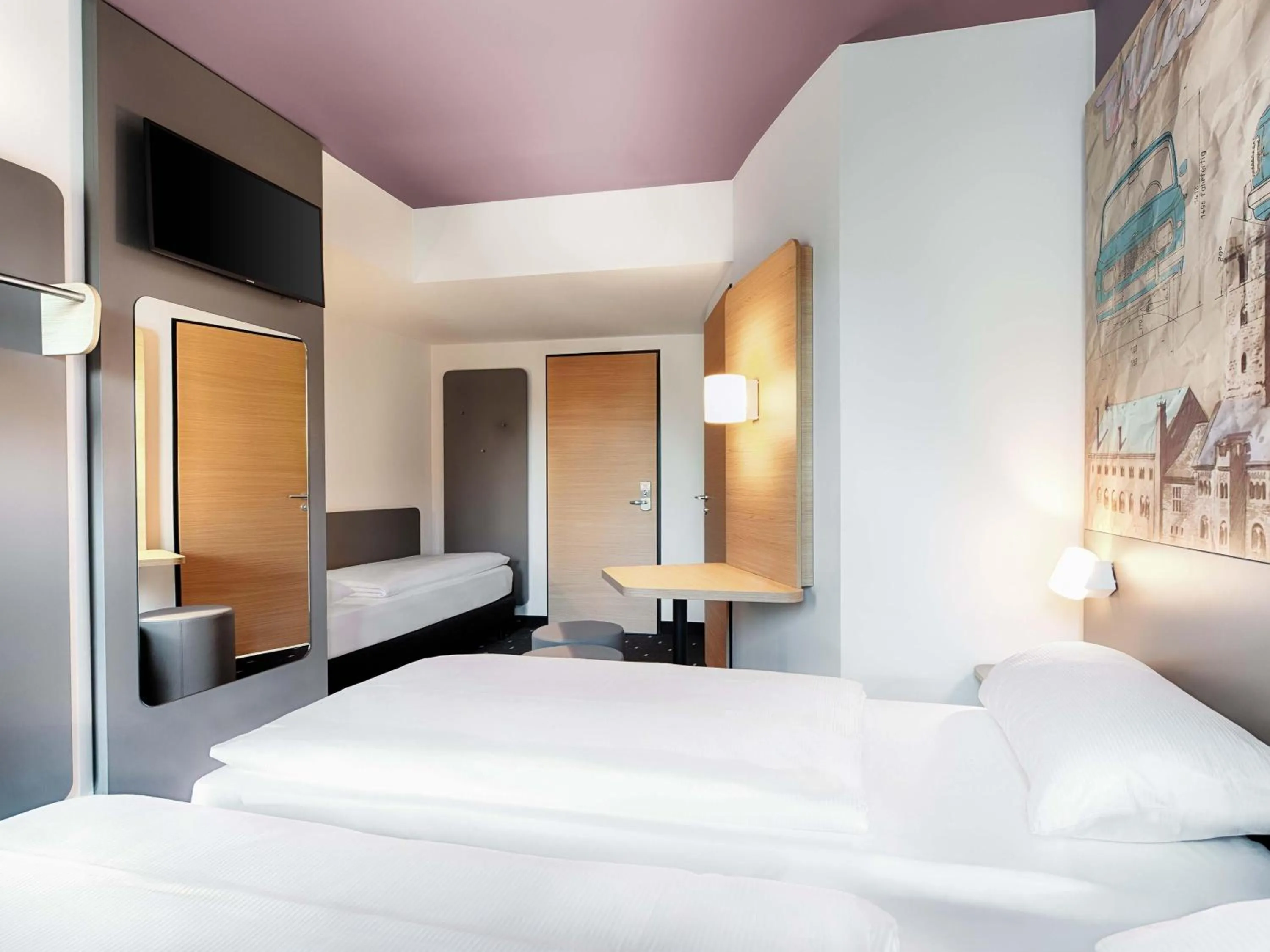 Photo of the whole room, Bed in B&B Hotel Eisenach