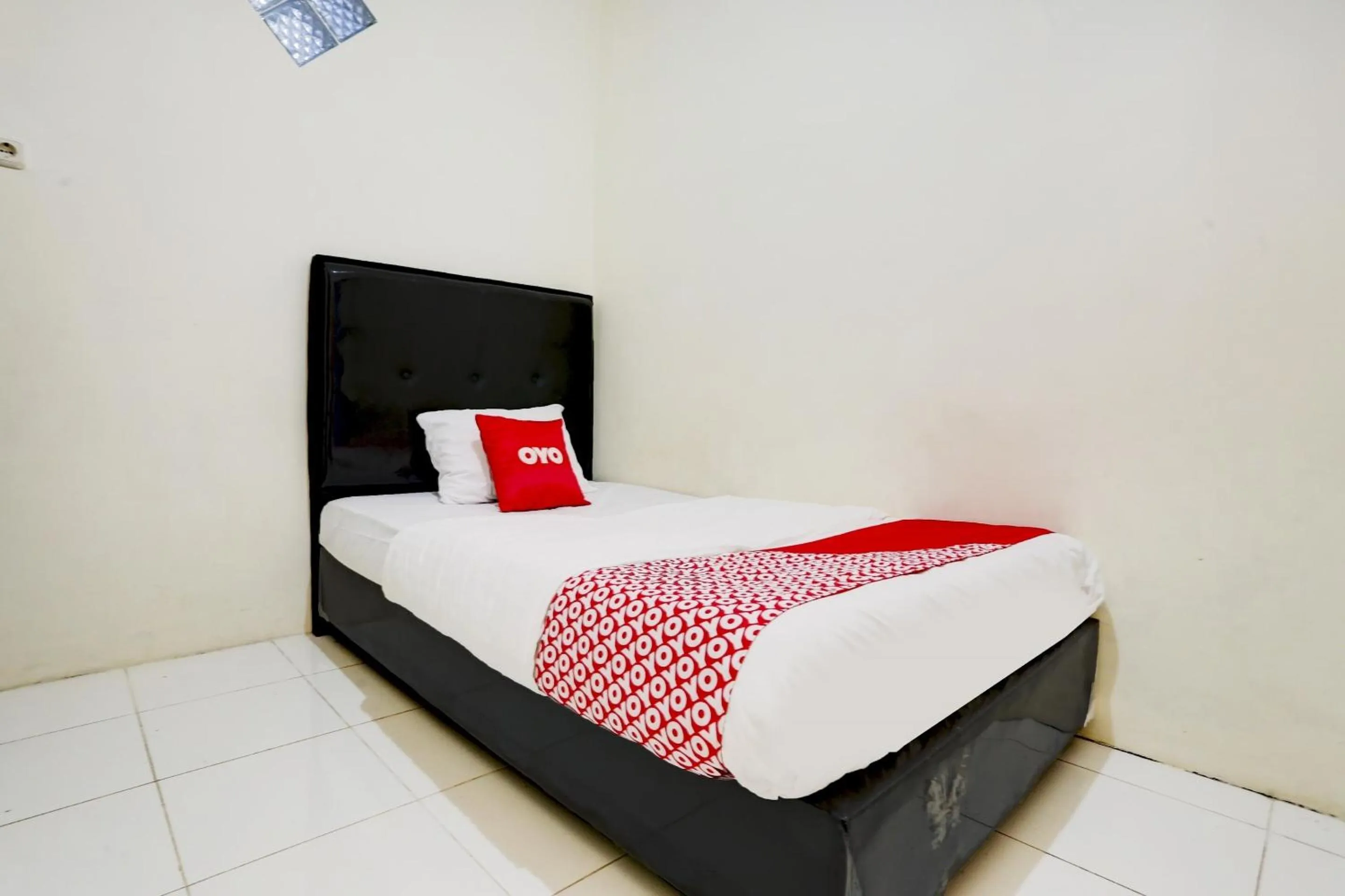 Bedroom, Bed in OYO Life 90190 Asha Kost Syariah