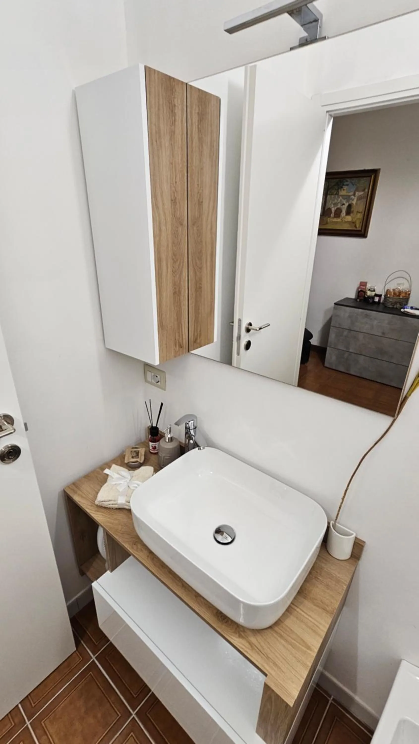 Bathroom, Bed in TERRAZZE BS