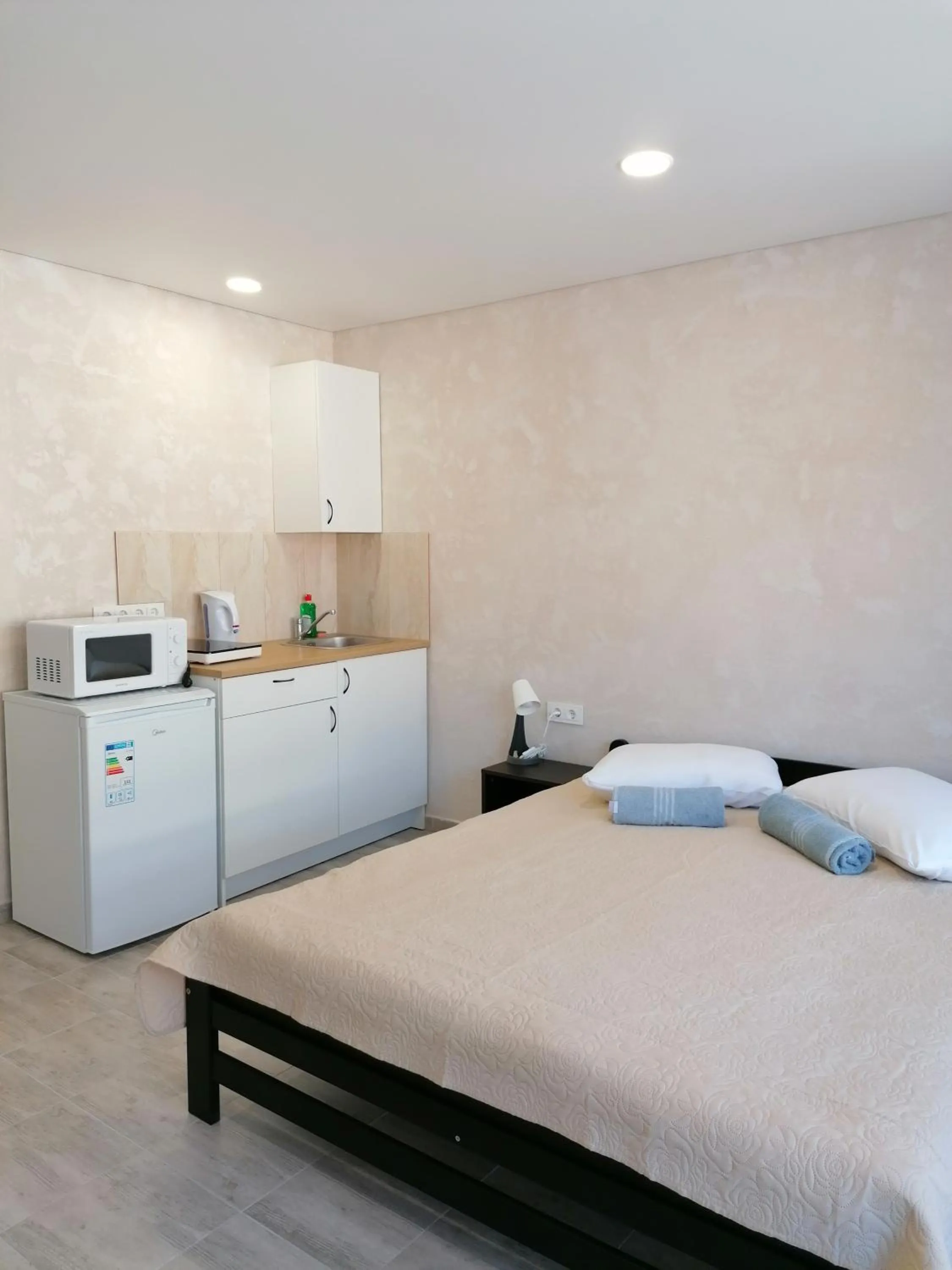 Bed in Poilsio namai Banga Sventojoje