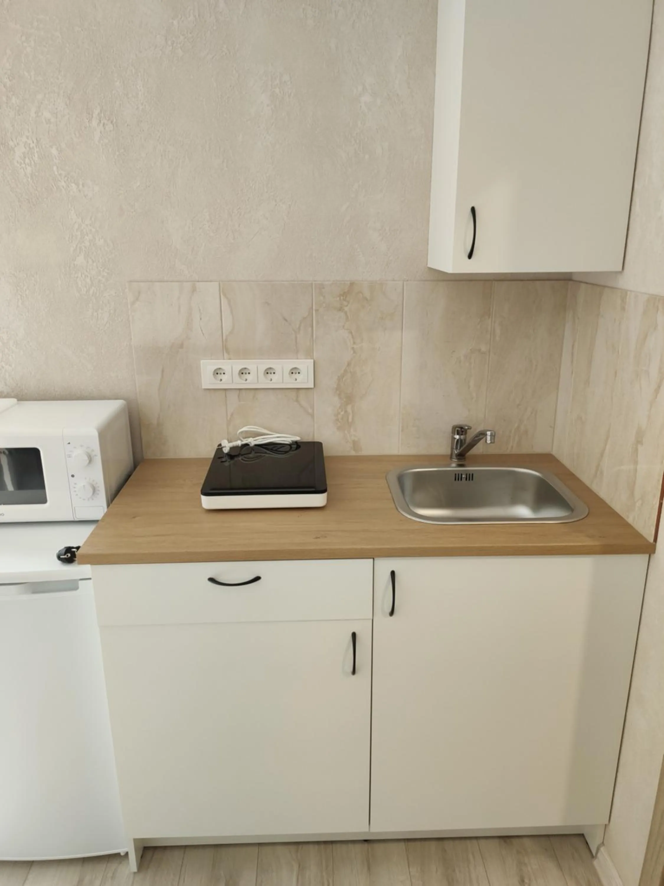 Kitchen or kitchenette in Poilsio namai Banga Sventojoje