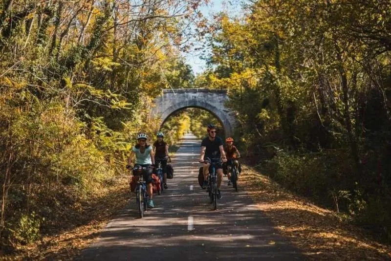 Day in la fée viviane et michel l'enchanteur