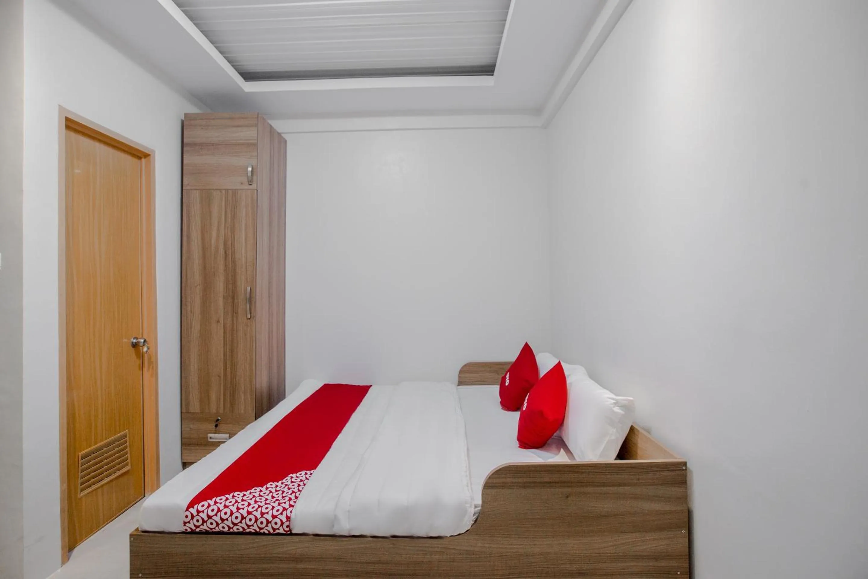 Bedroom in OYO 605 The Quarters