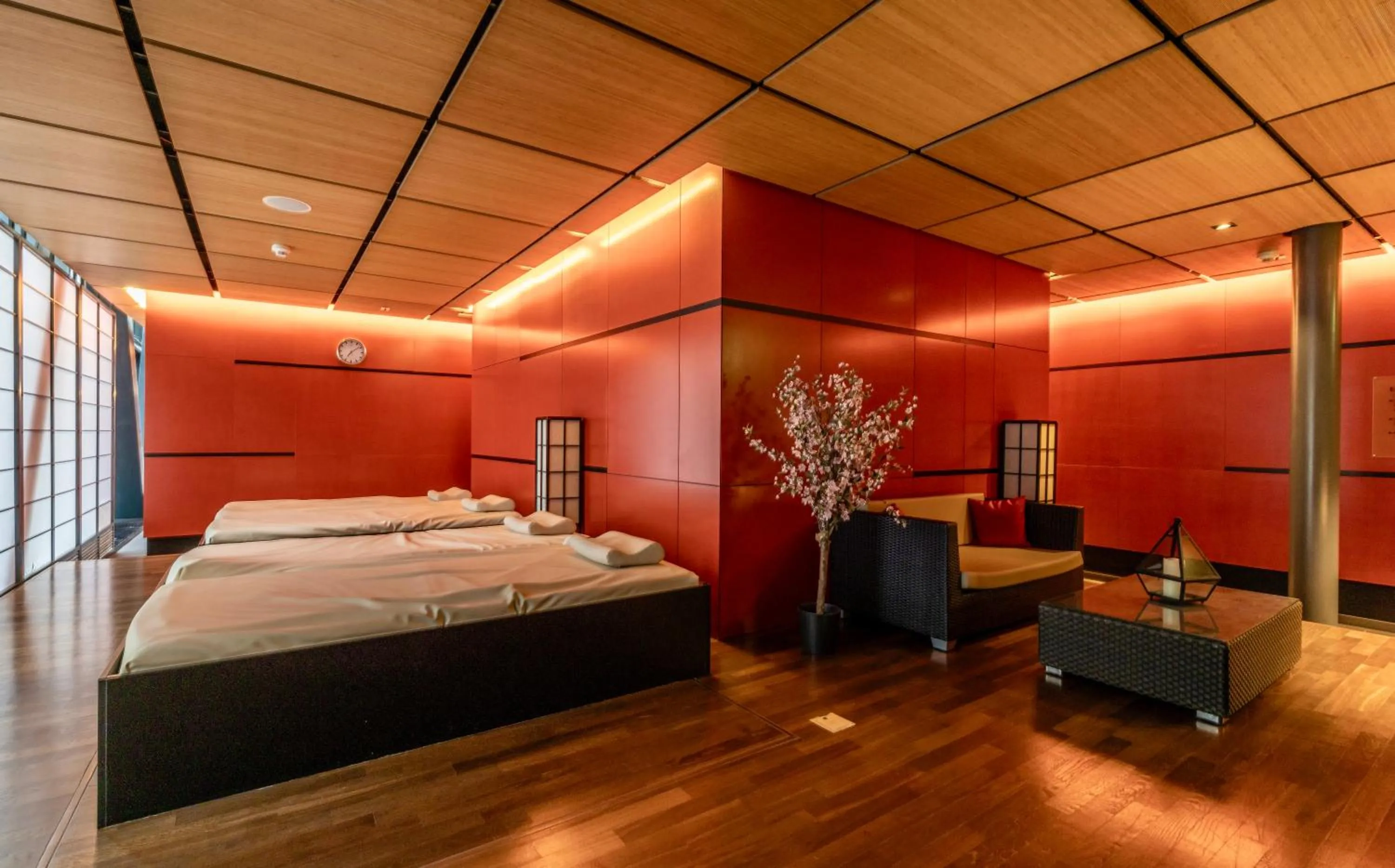 Spa and wellness centre/facilities, Bed in The Home Hotel Zürich - a member of DESIGN HOTELS