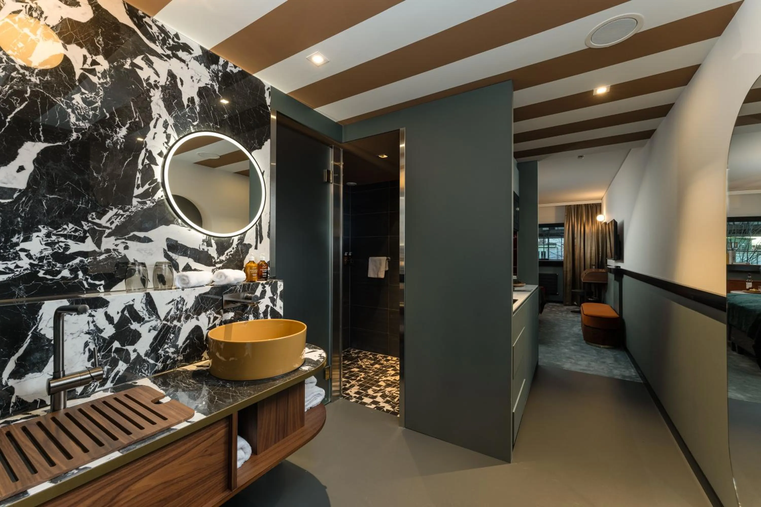 Bathroom in The Home Hotel Zürich - a member of DESIGN HOTELS