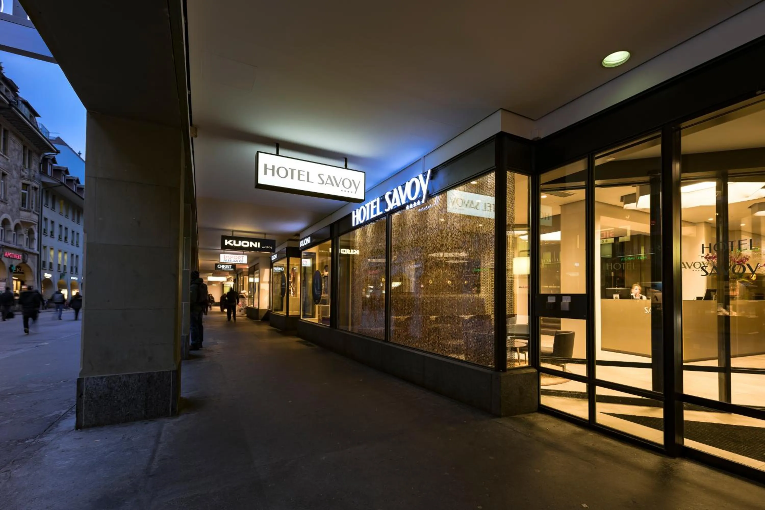 Facade/entrance in Hotel Savoy