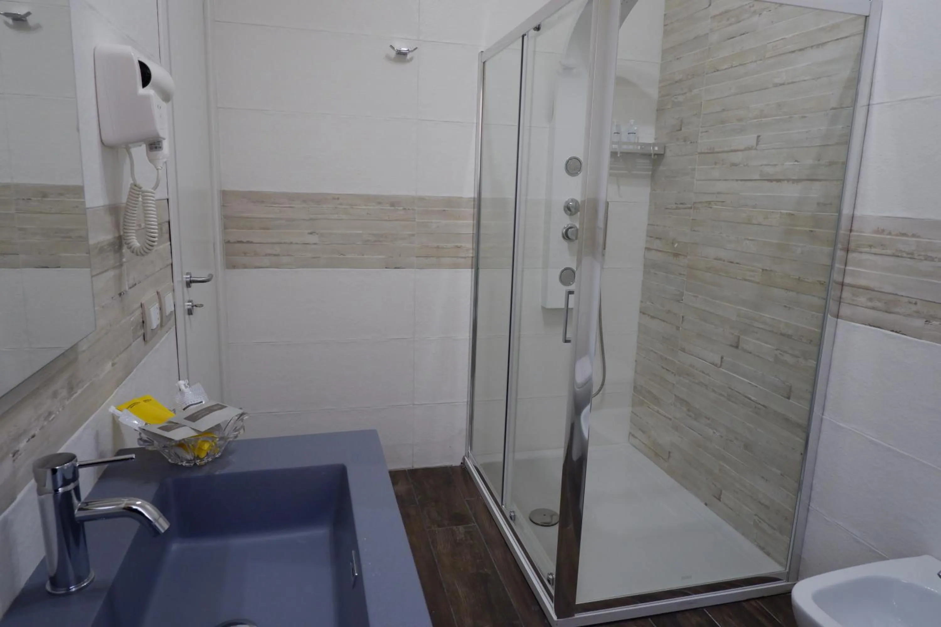 Bathroom in B&B Leus Appartment