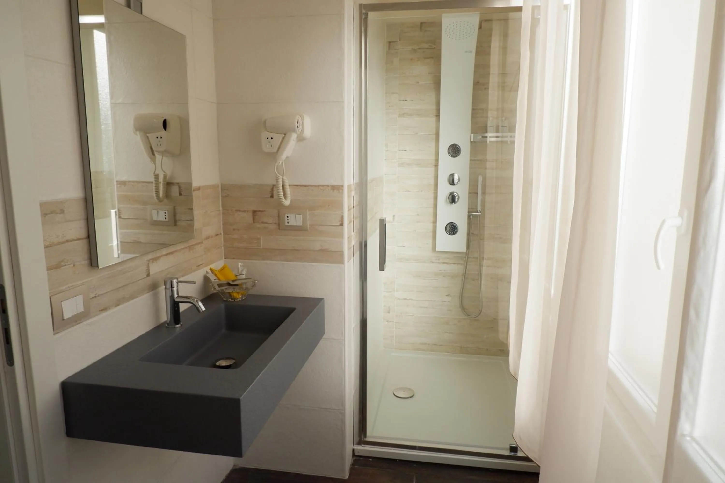 Bathroom in B&B Leus Appartment