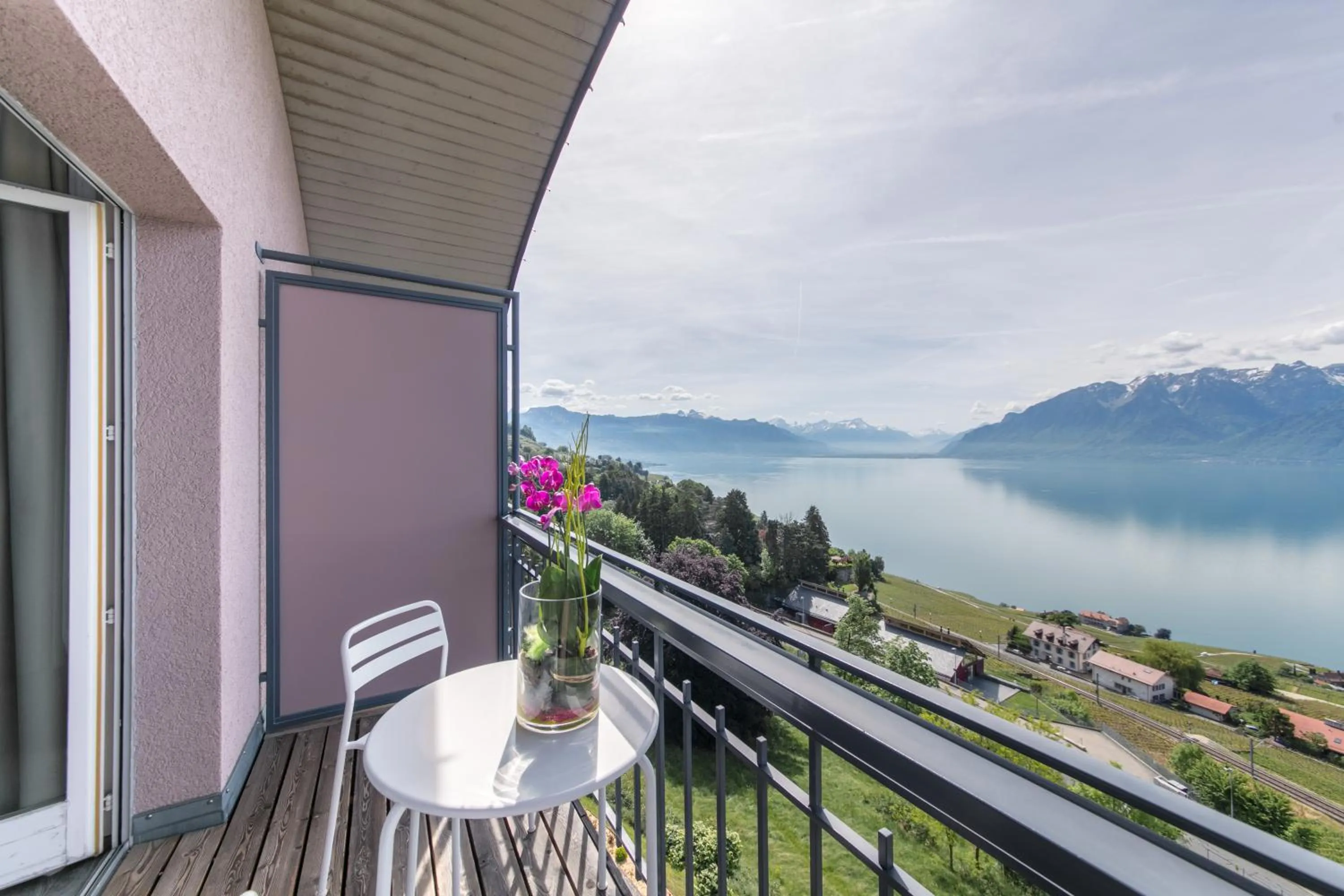 Spring in Hôtel Prealpina