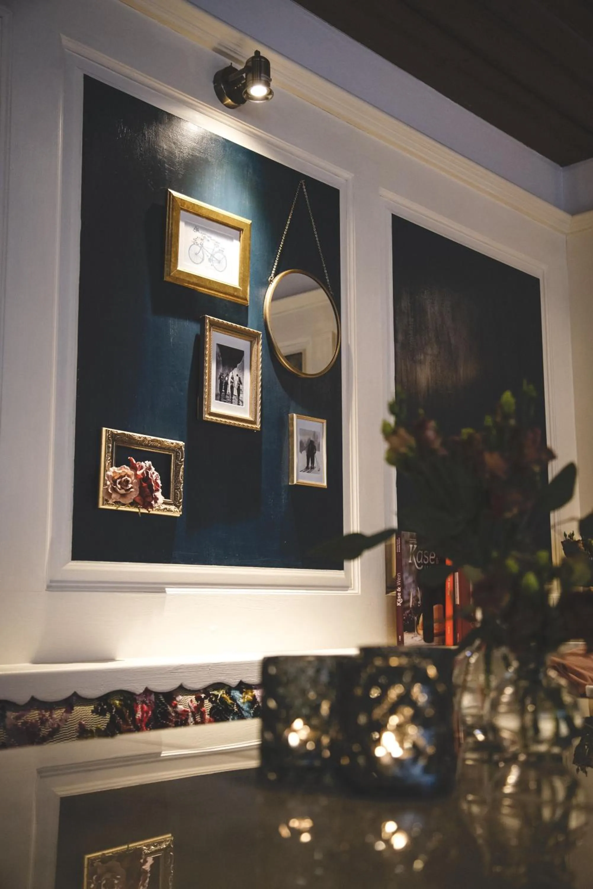 Restaurant/places to eat in Le Mirabeau Resort & Spa