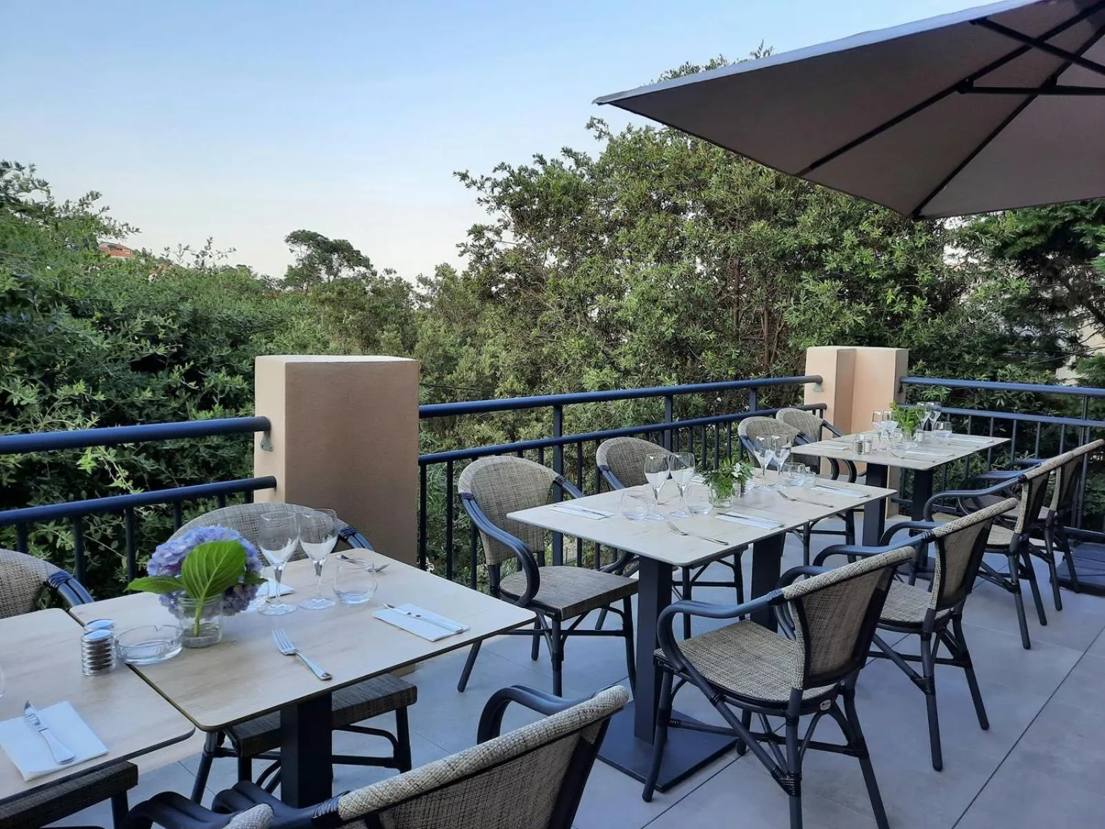 Property building in Hôtel Casa Mea