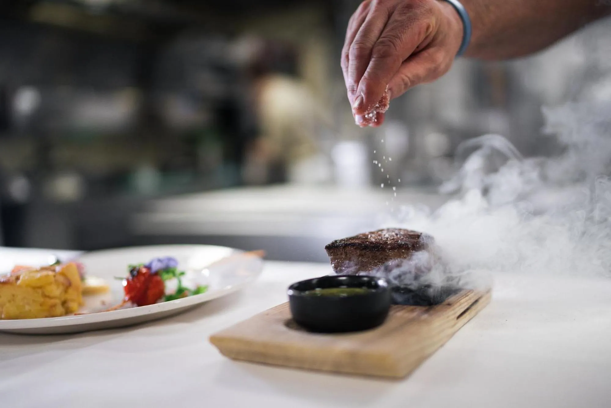 Restaurant/places to eat in Hotel Arc-en-ciel Gstaad