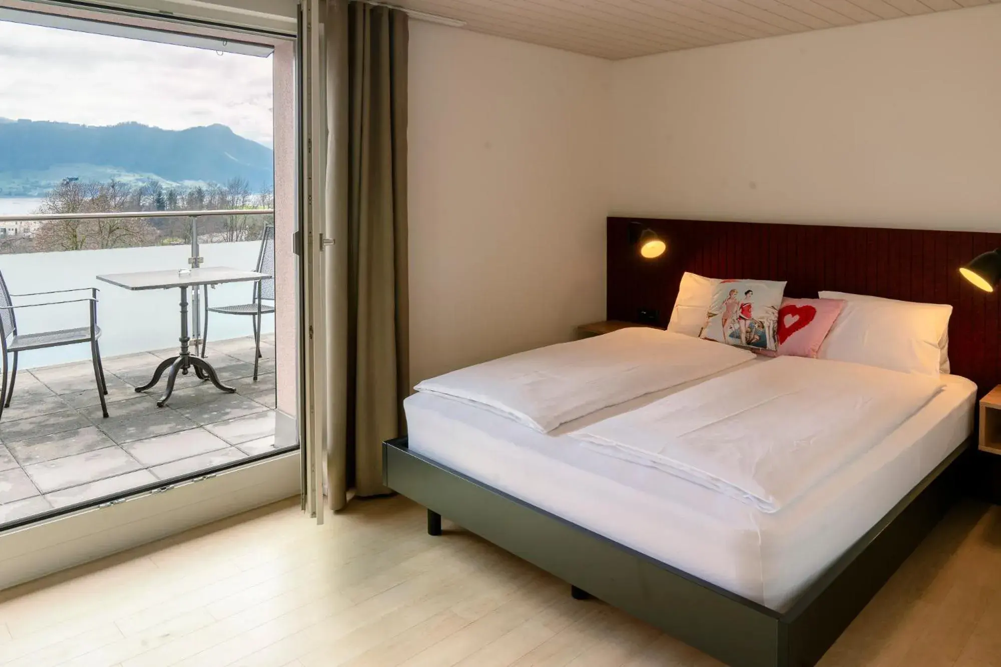 Economy Double Room in Boutique Hotel Balm Economy Double Room in Boutique Hotel Balm