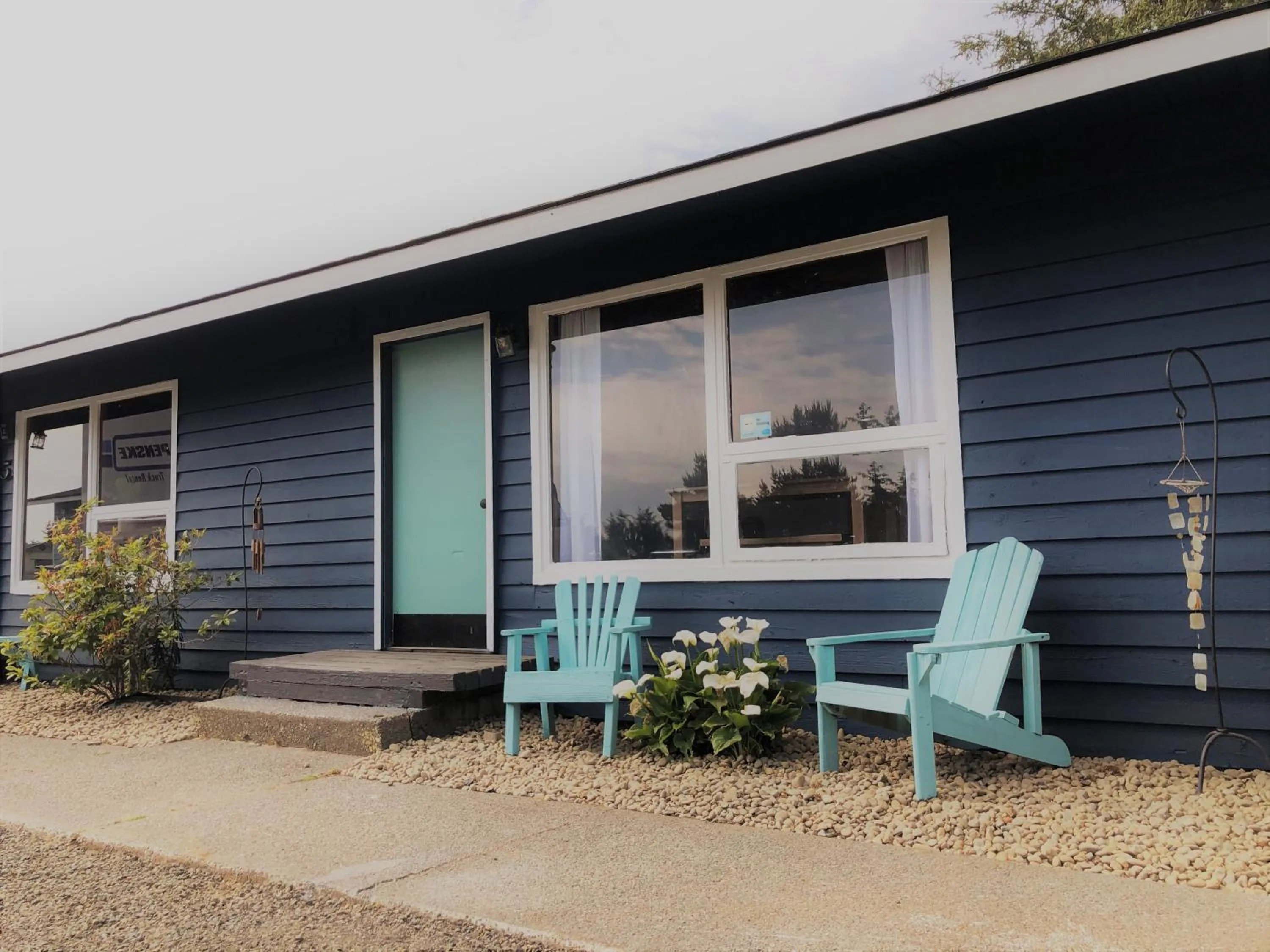 Facade/entrance in Pacific Dunes Resort