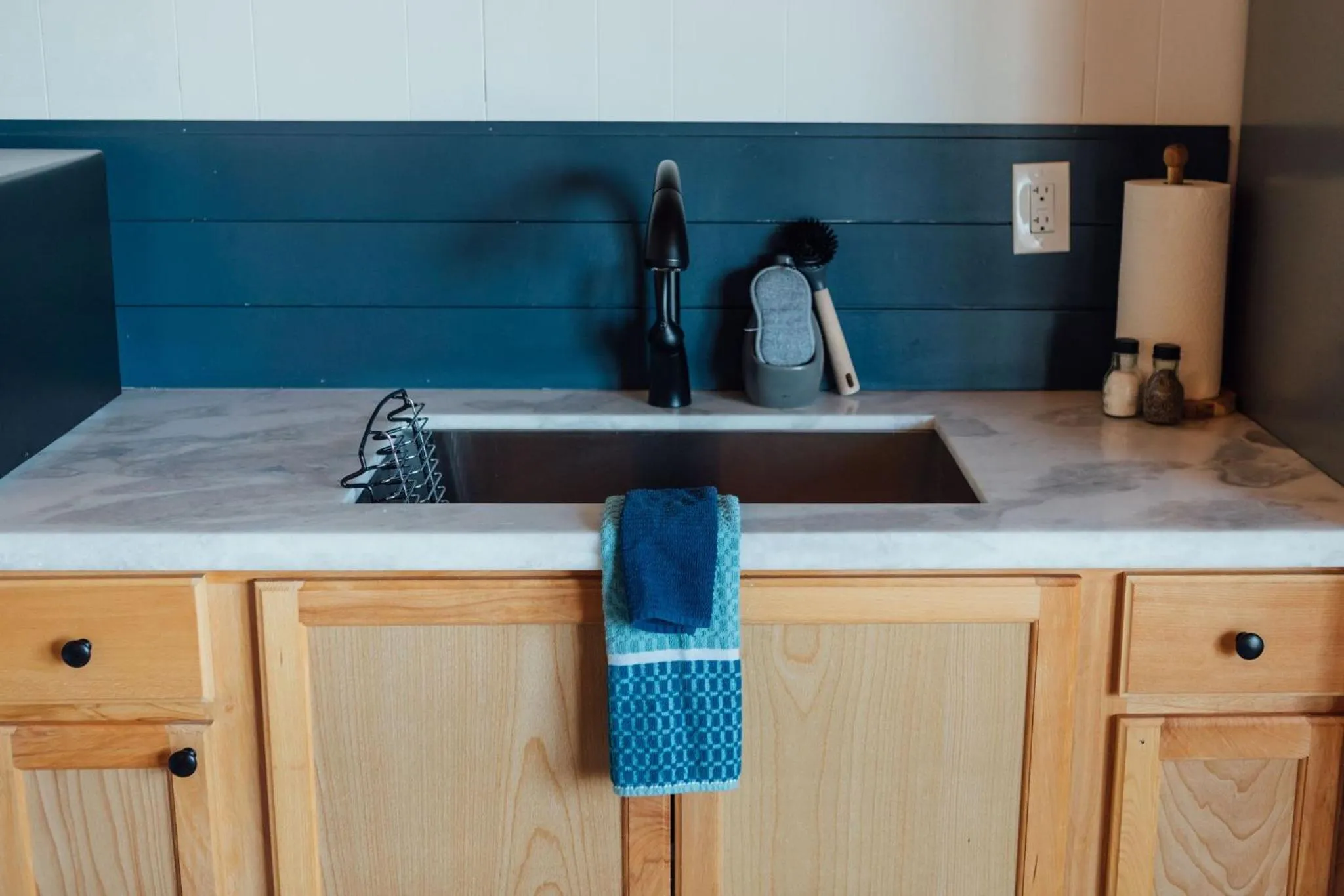 Kitchen or kitchenette in Pacific Dunes Resort