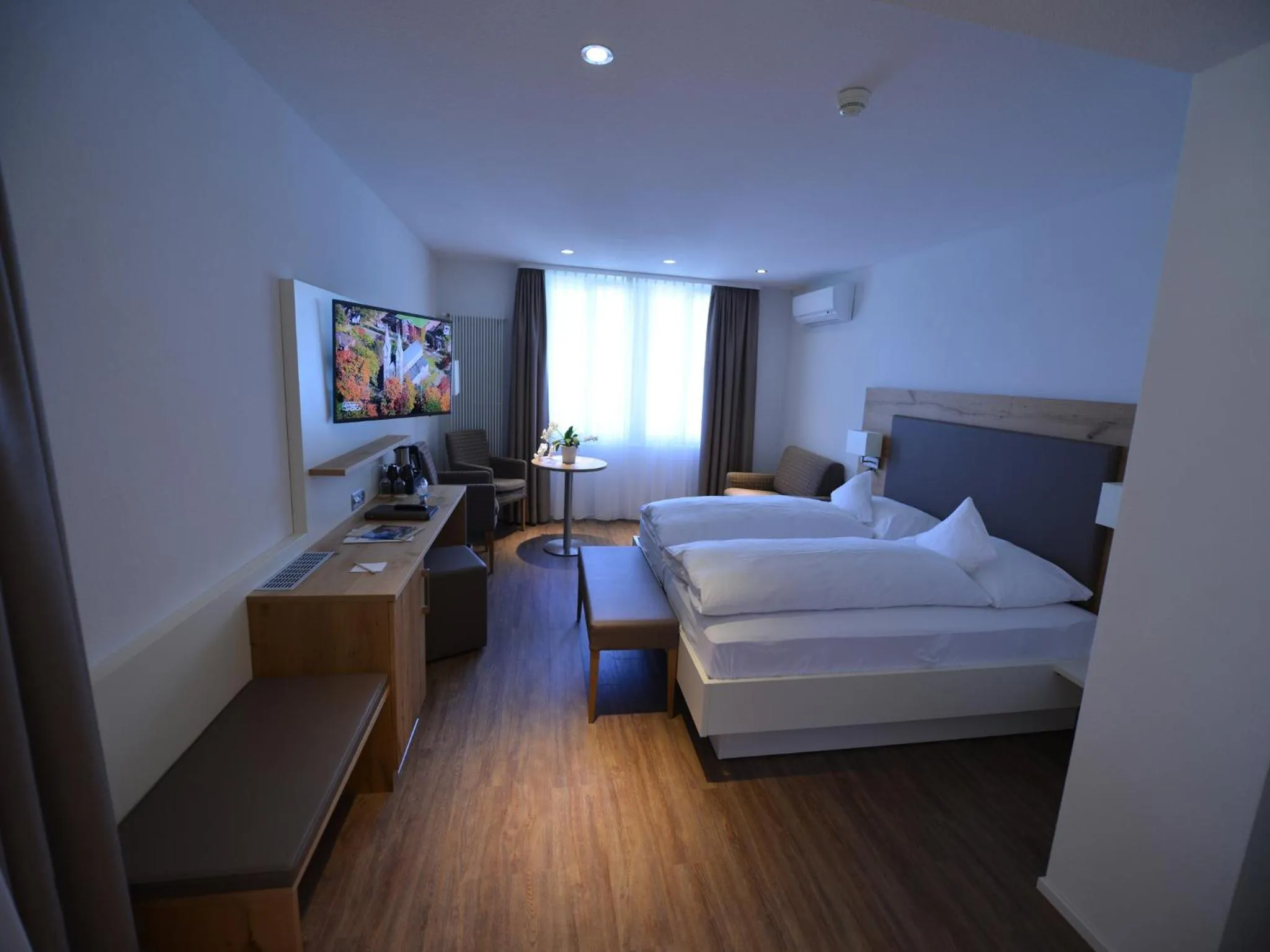 Photo of the whole room, Bed in Hotel Seeburg - Adults only