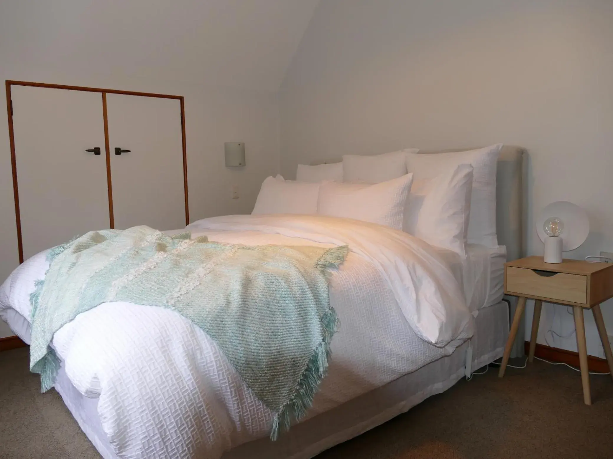 Deluxe King Room in number41 Bed + Breakfast Deluxe King Room in number41 Bed + Breakfast