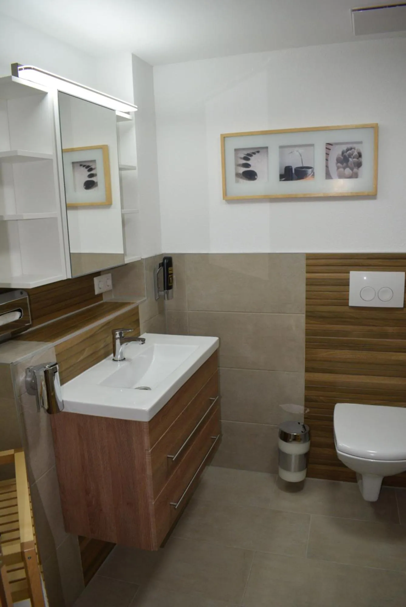 Toilet in Apartments mit Klimaanlage am Neckarufer, Schöne Aussicht