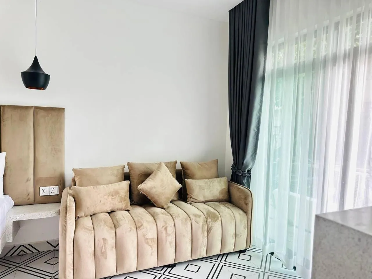 Seating area in Raing Phnom Bungalow