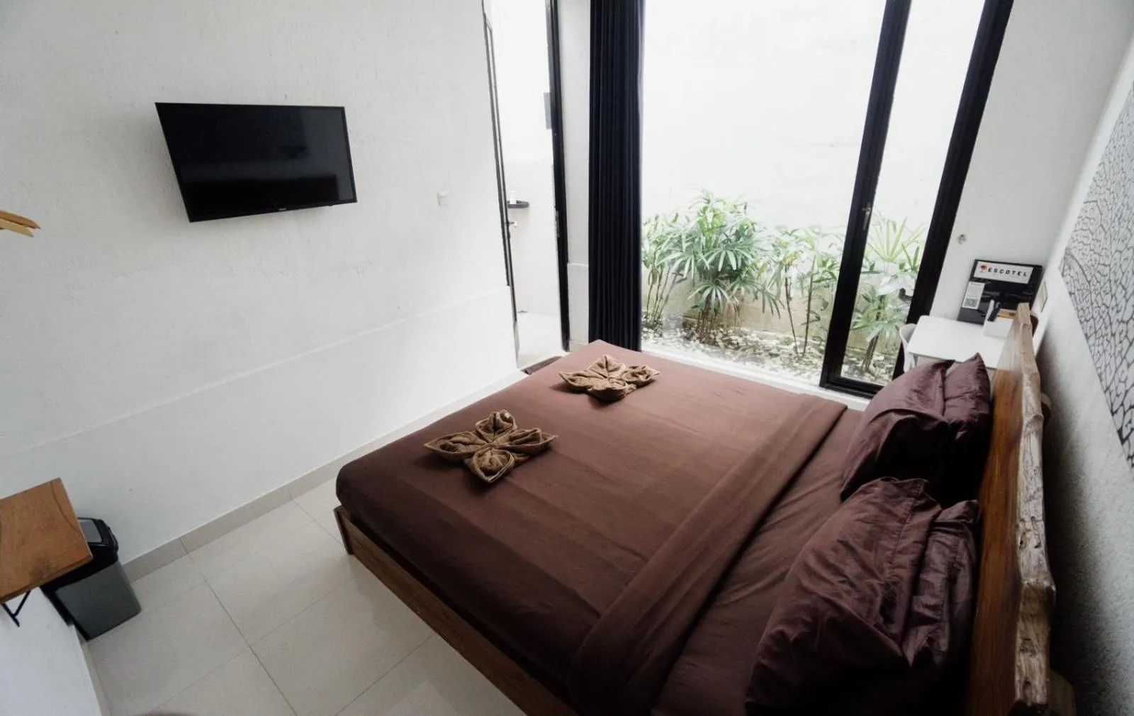 Bedroom, Bed in Escotel Tempekan Guest House