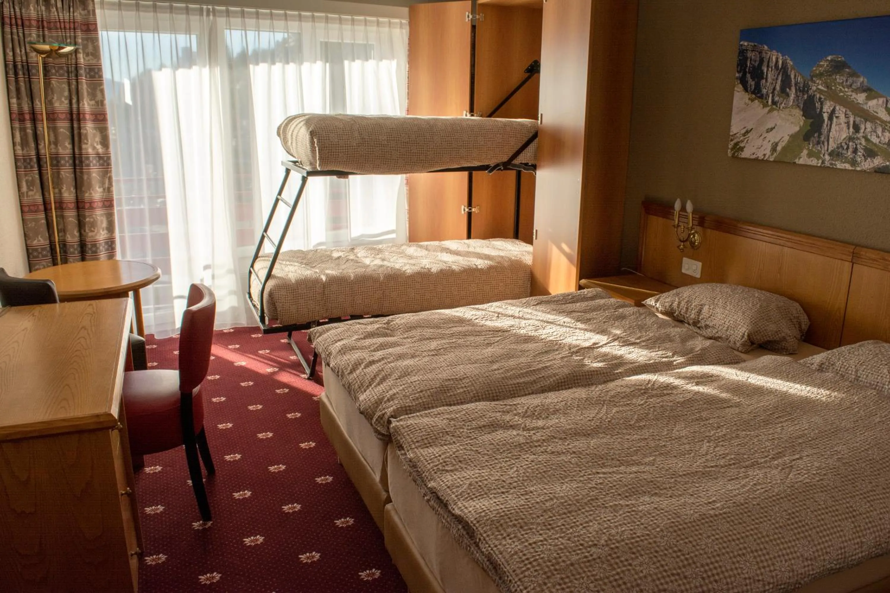 Bedroom, Bed in Alpine Classic Hotel