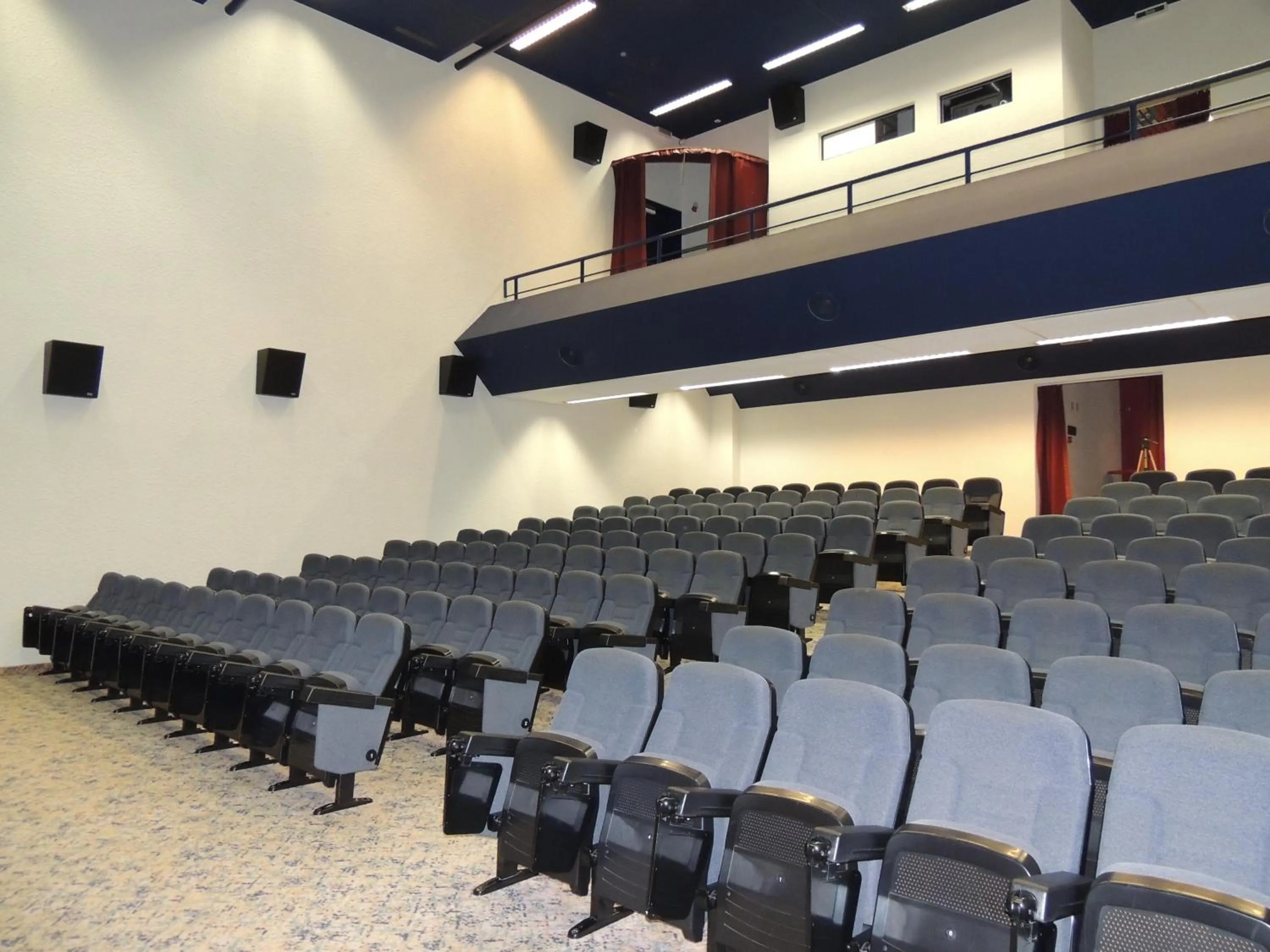 Business facilities in Alpine Classic Hotel