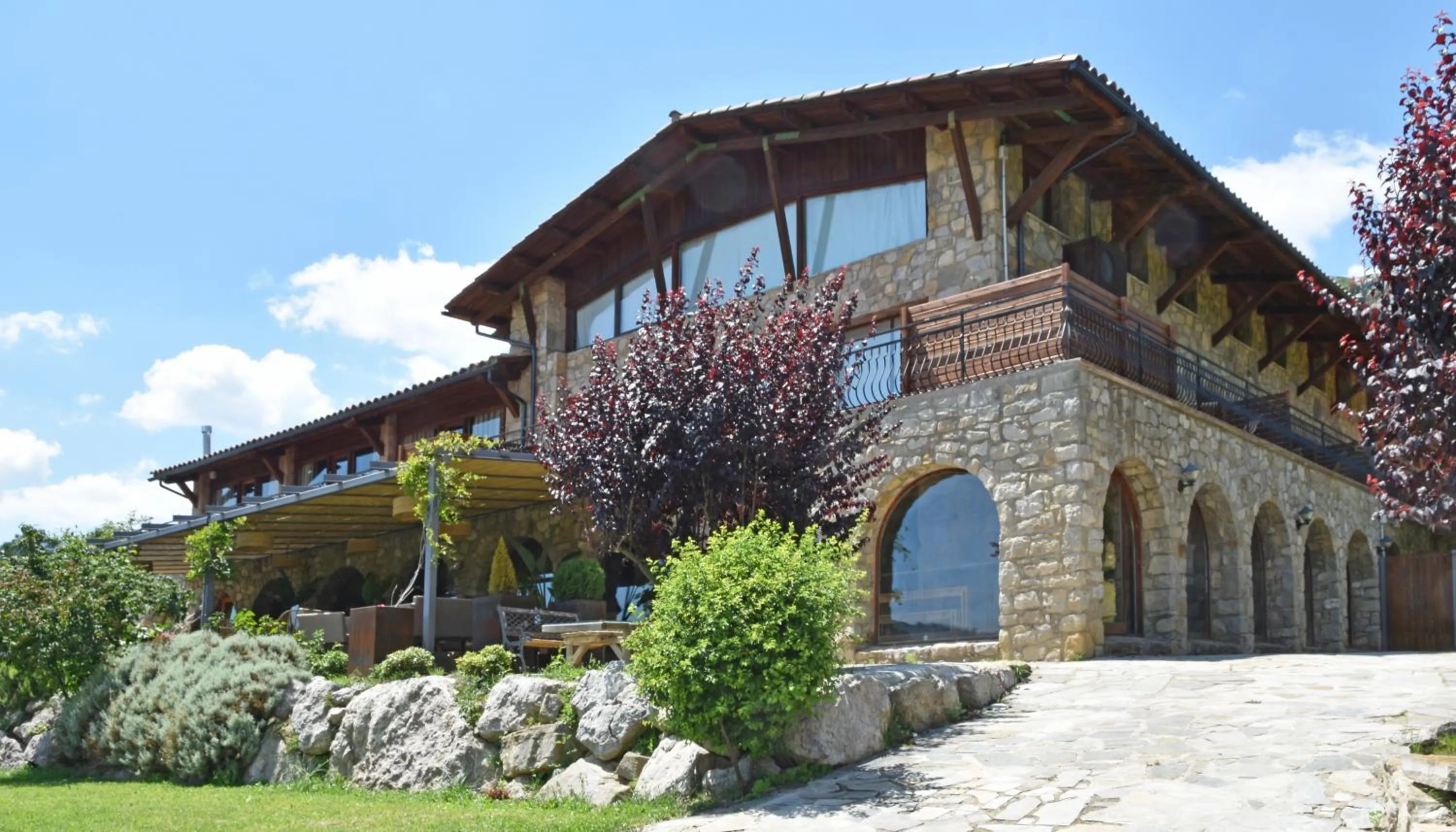 Property building in El Jou Nature