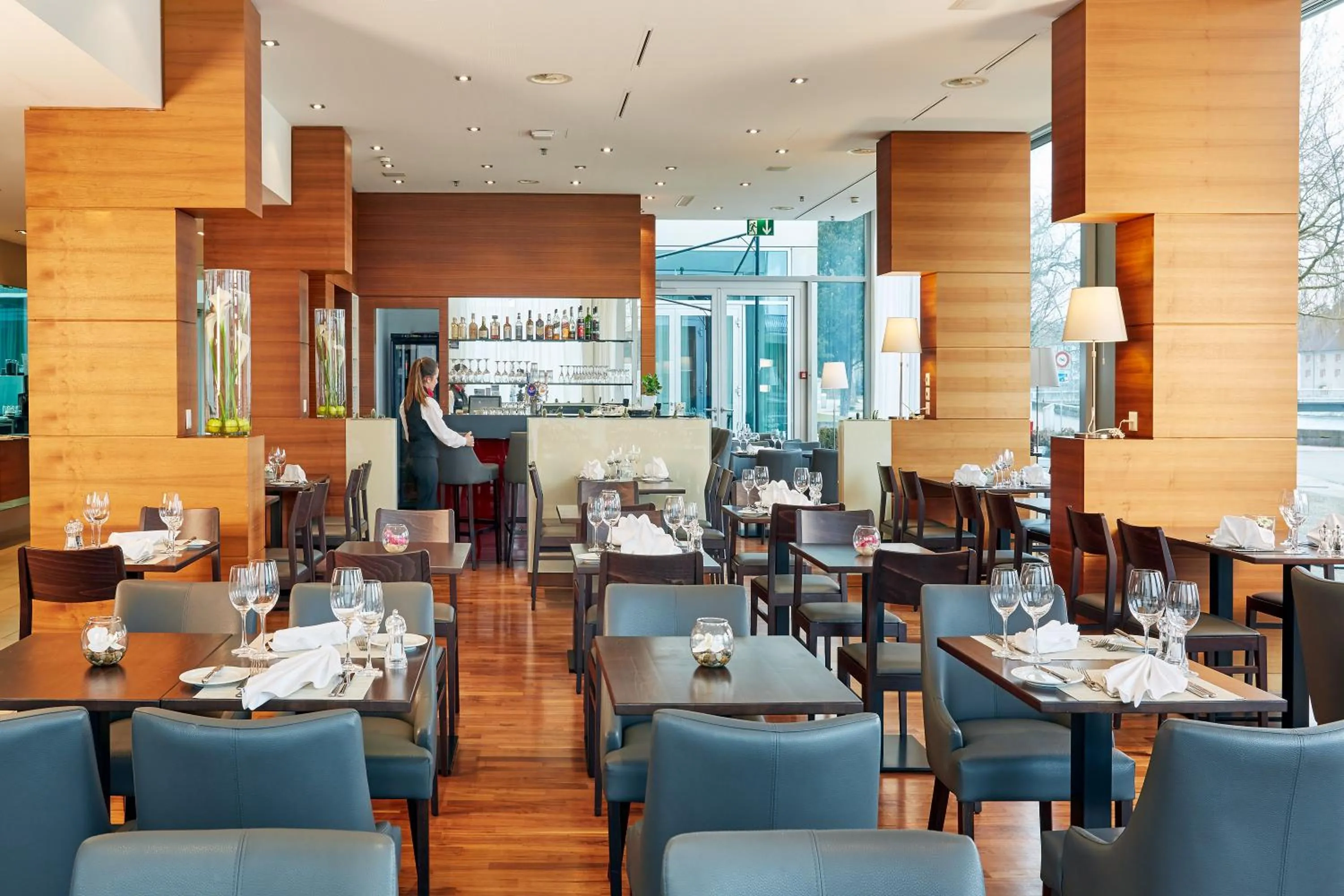 Restaurant/places to eat in H4 Hotel Solothurn