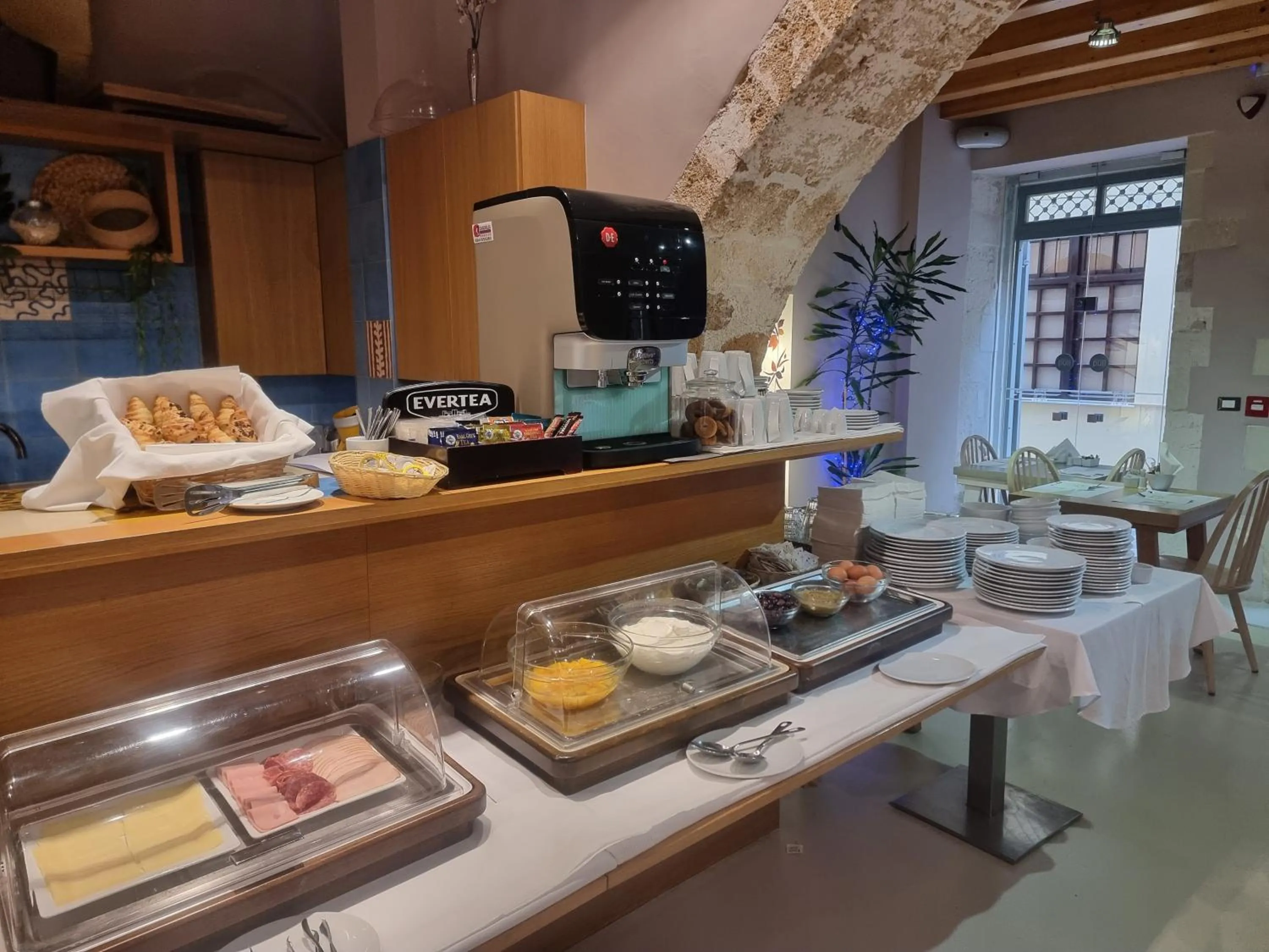 Breakfast in Elia Portou Luxury Residence