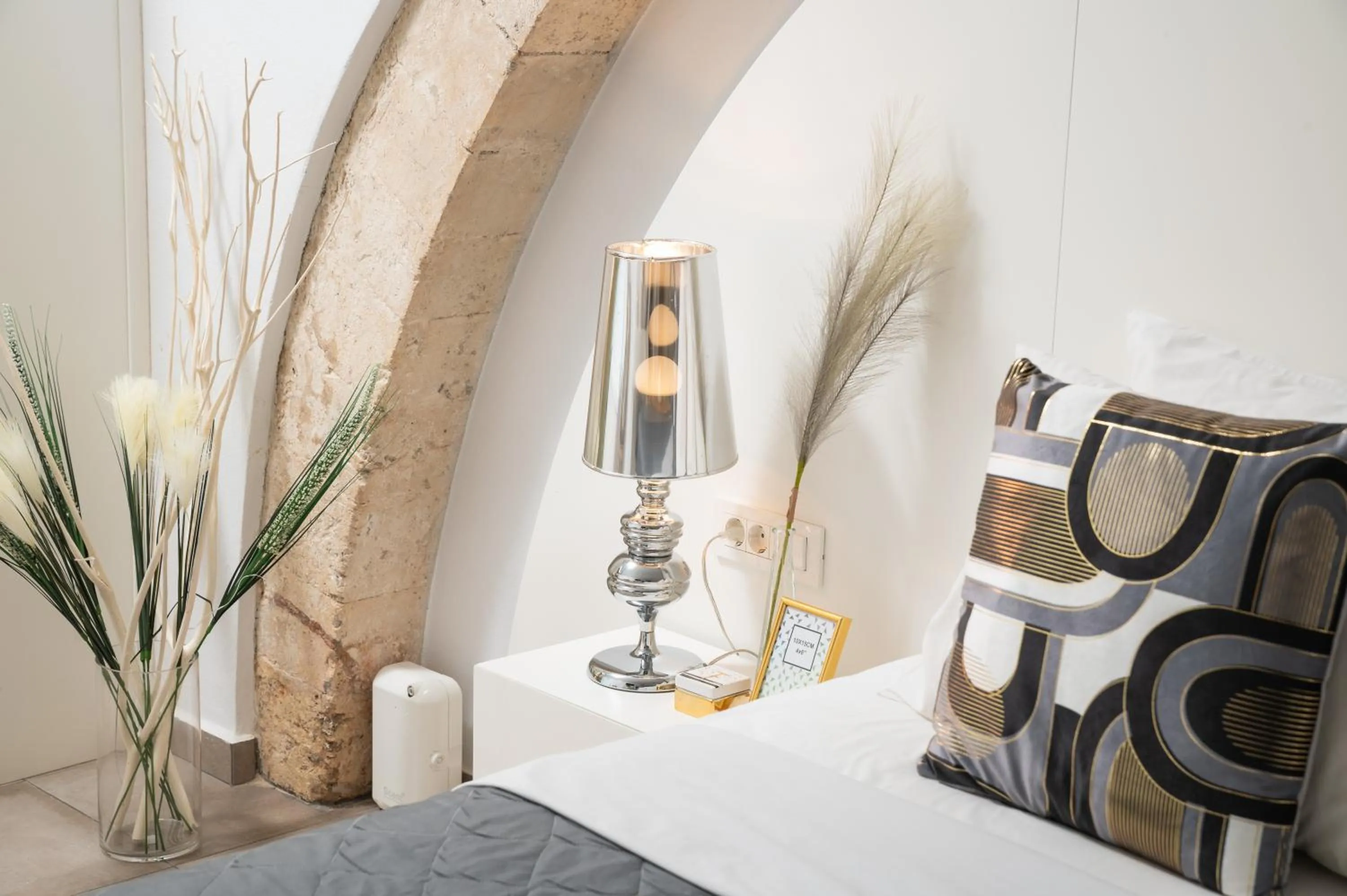 Bed in Elia Portou Luxury Residence