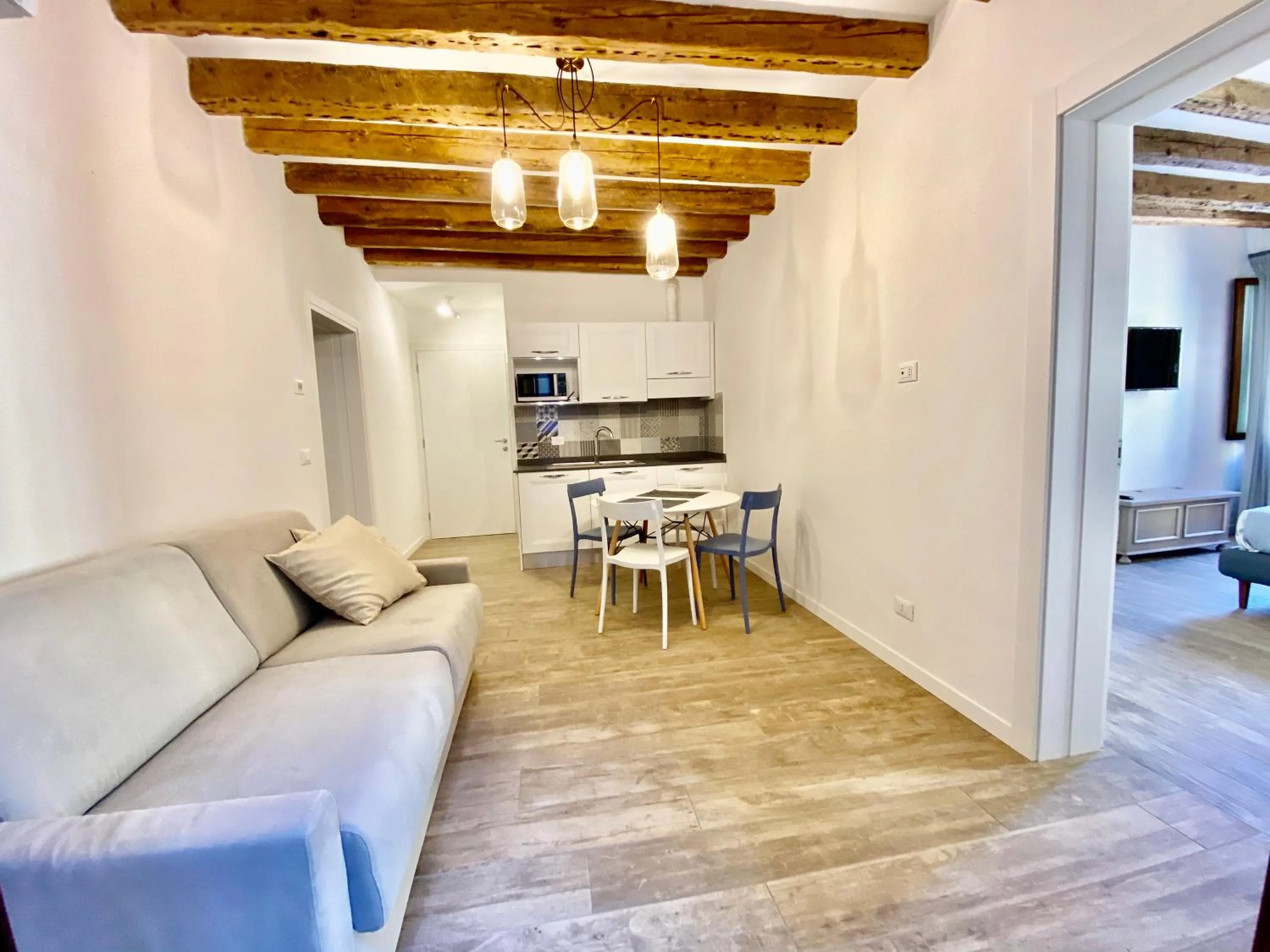 Kitchen or kitchenette in Suite House 4343 apartments