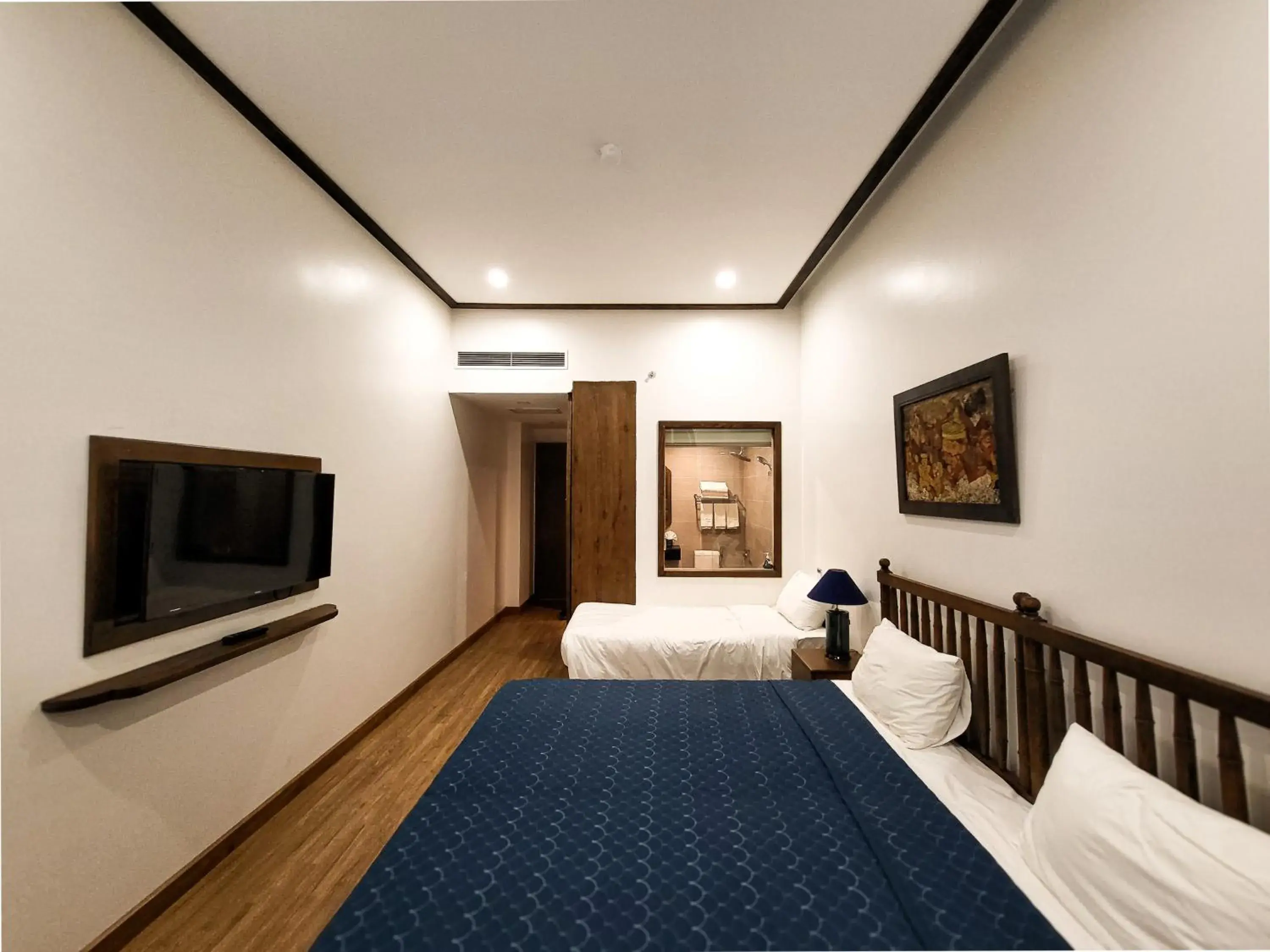 Double Room with Lake View in Lavian Hotel Double Room with Lake View in Lavian Hotel