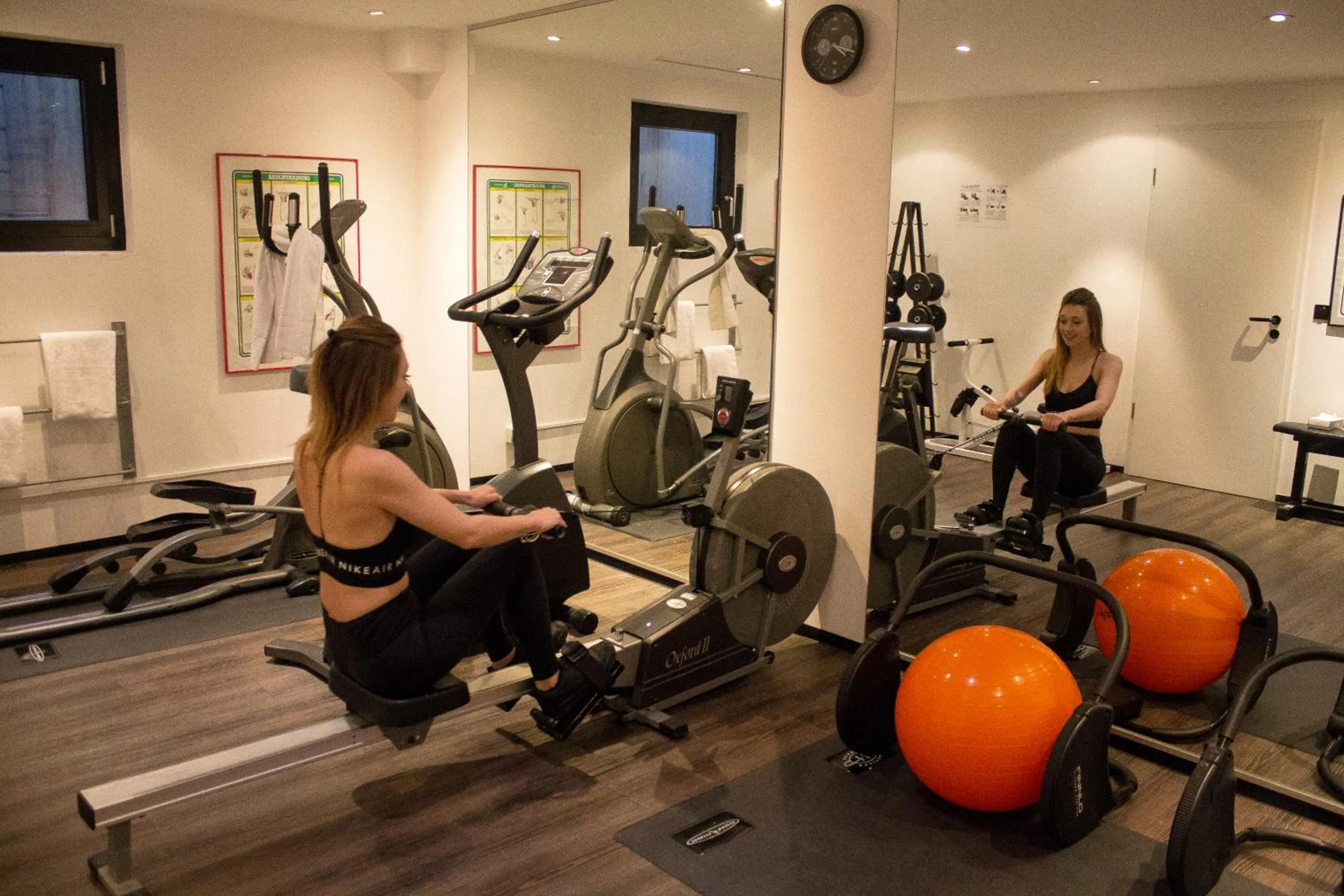 Fitness centre/facilities in Ara Hotel Comfort